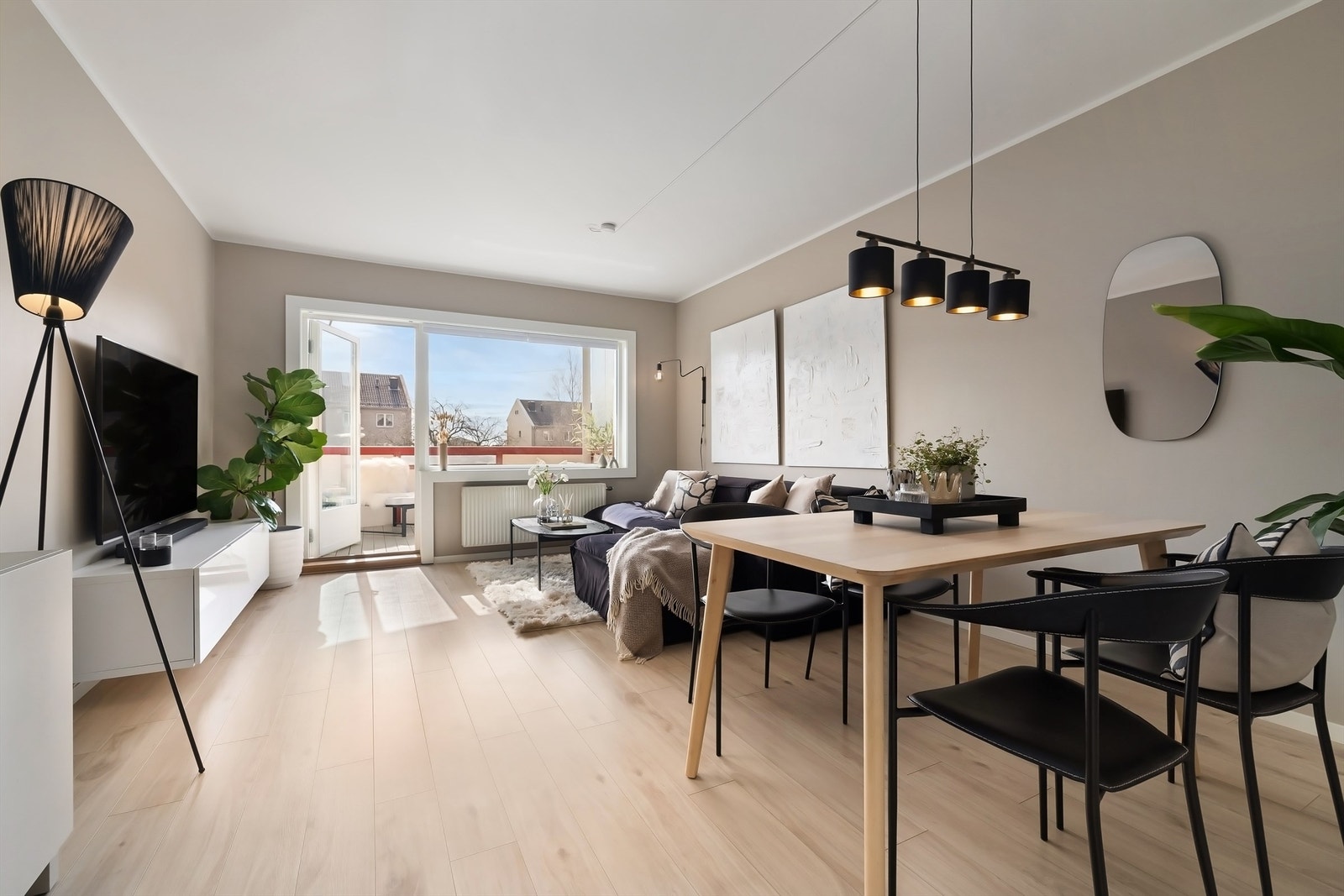 Velkommen til Rødbergveien 13A - Presentert av Krogsveen v/Hallvard Taasen Galleribilde