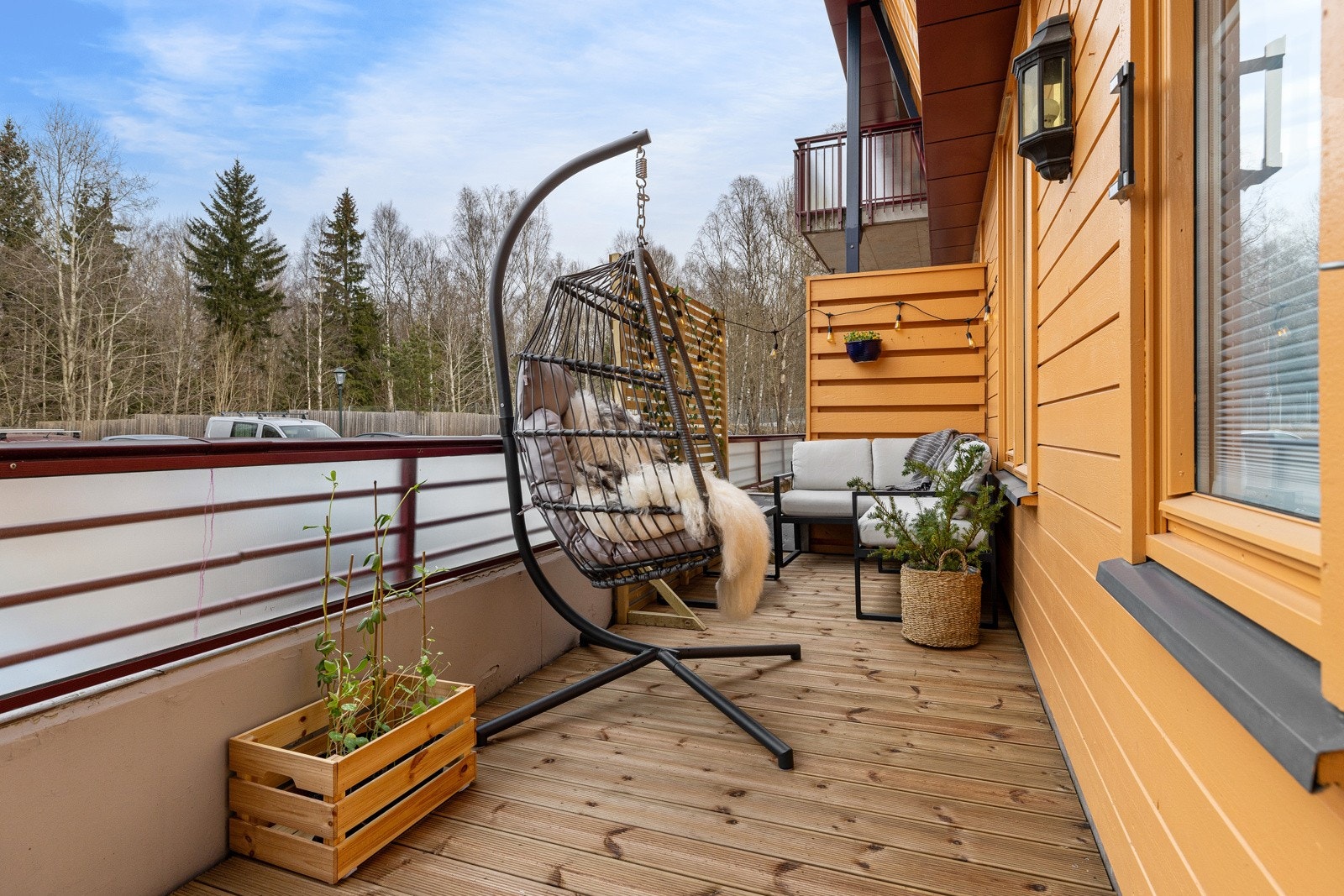 Familievennlig 4-roms i idylliske omgivelser med Akerselven som nærmeste nabo. Galleribilde