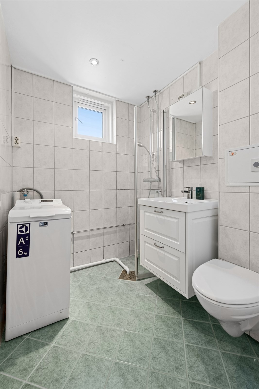 Baderommet har også opplegg for vaskemaskin. Galleribilde