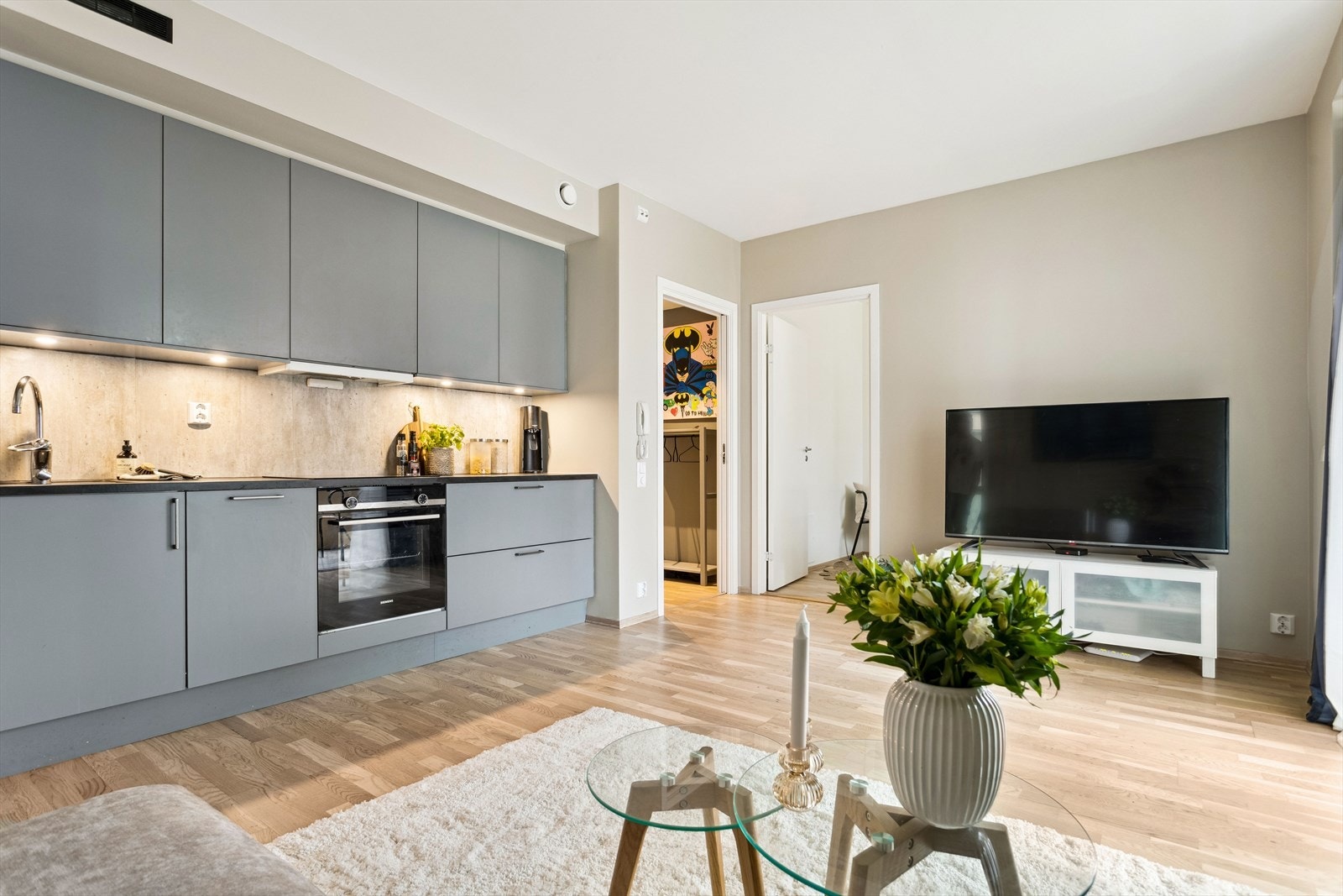 En moderne 3-roms leilighet med god planløsning og en innbydende utførelse. Galleribilde