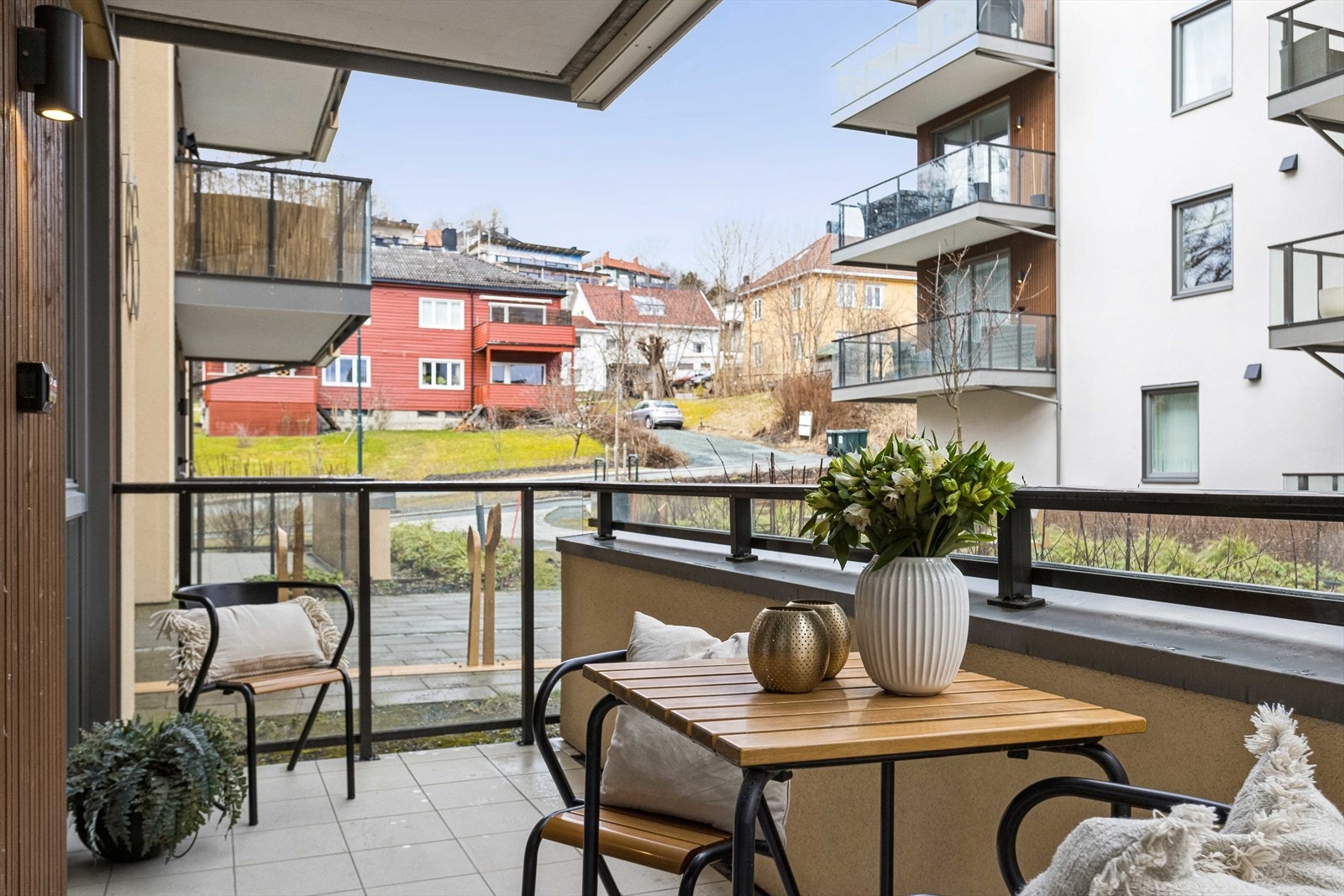 Terrassen er på 8 kvm. Galleribilde