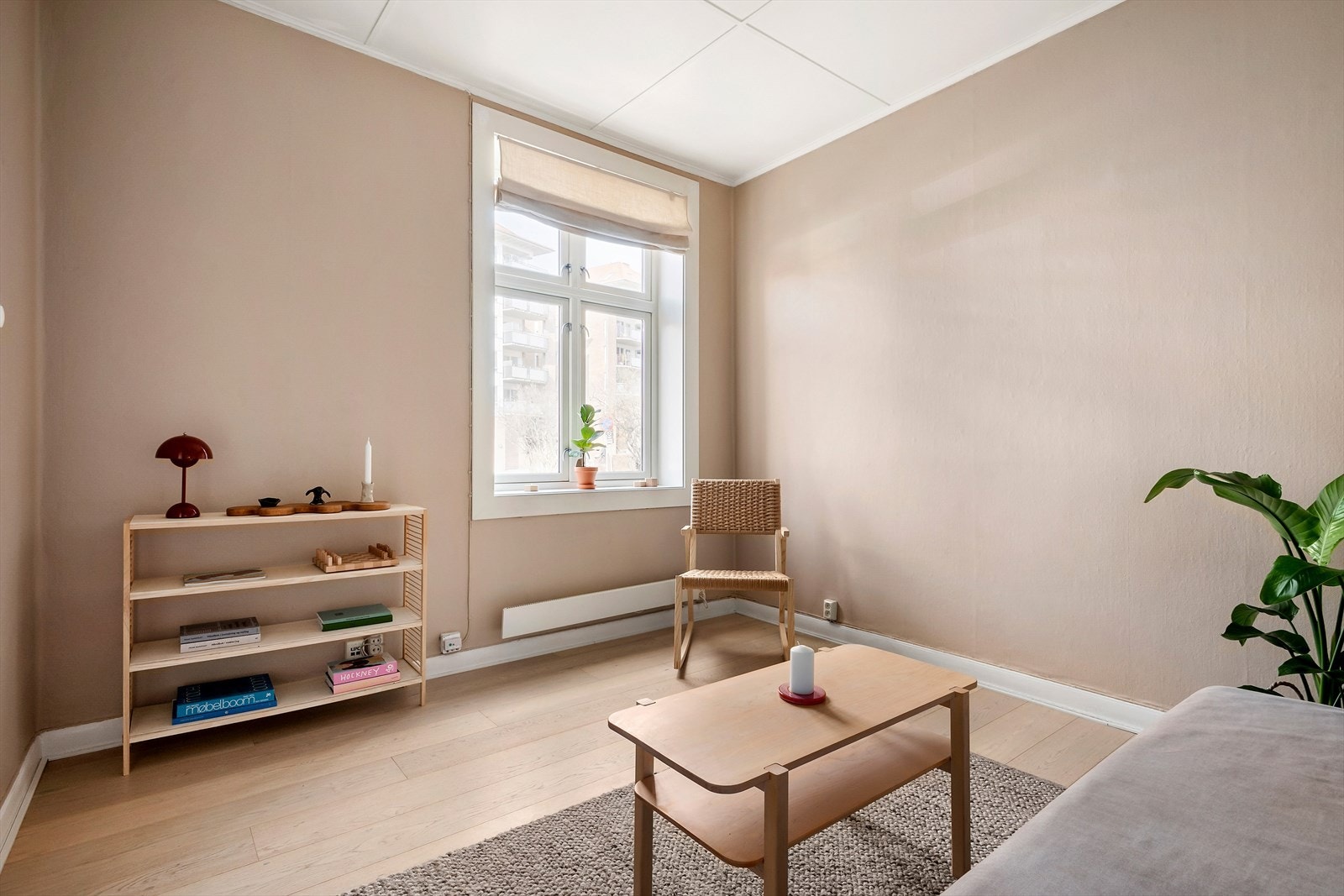 Leiligheten ligger skjermet til på Sagene i en usjenert og høy 1.etasje Galleribilde