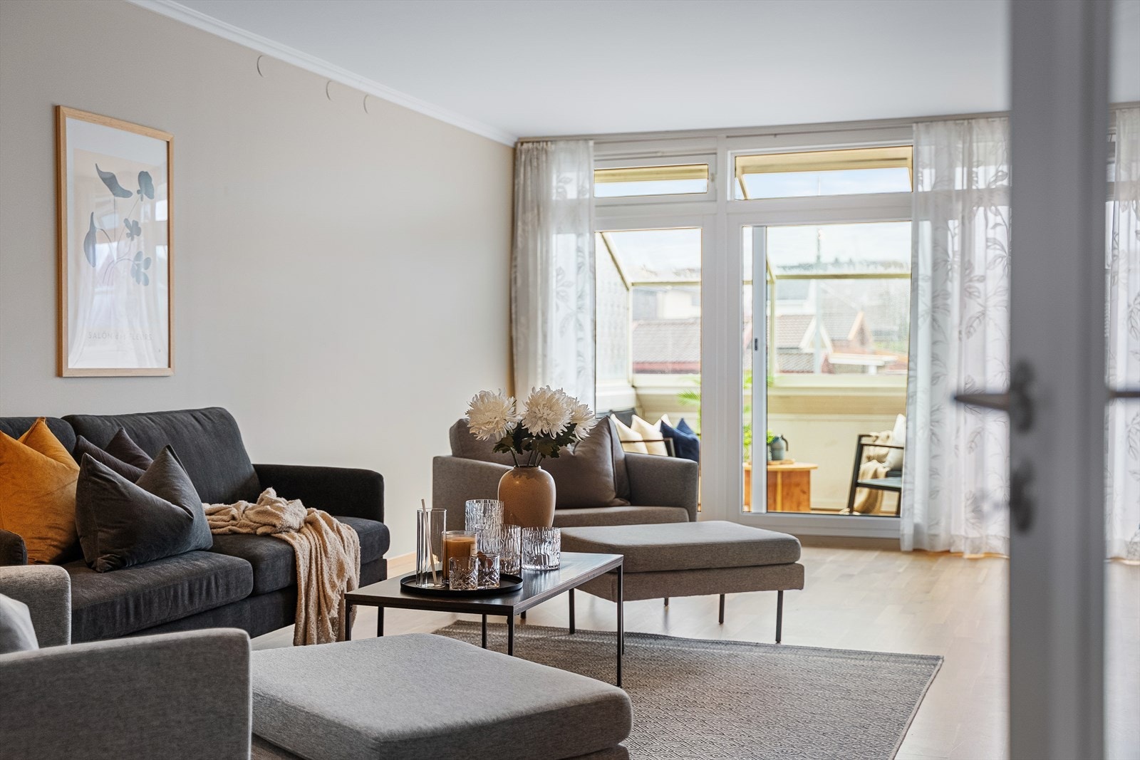 Velkommen til visning av Timoteiveien 16! Presentert av Eiendomsmegler MNEF, Daniel Løken. Galleribilde