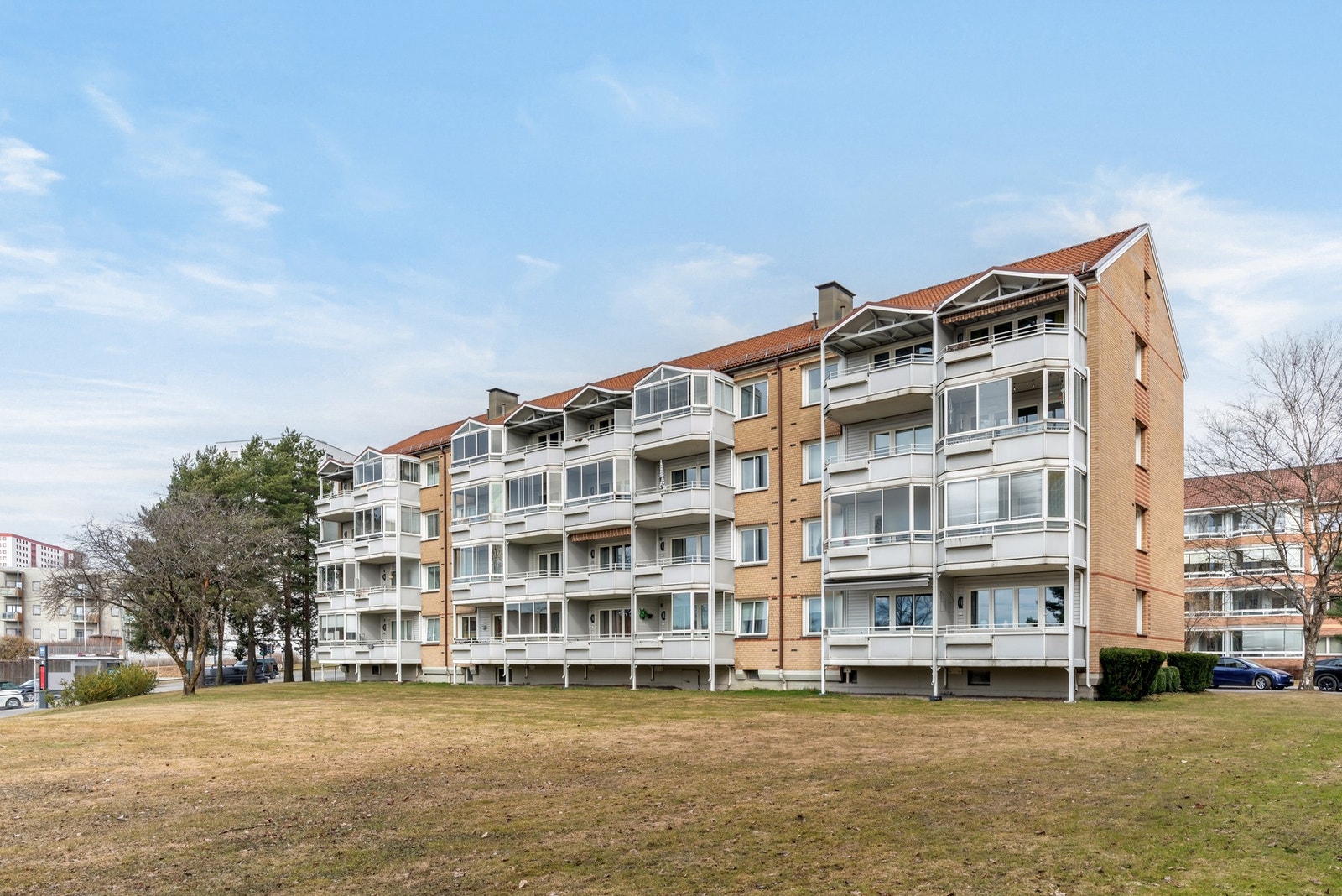 Her flytter du inn i et veldrevet og stort borettslag med store friområder. Galleribilde