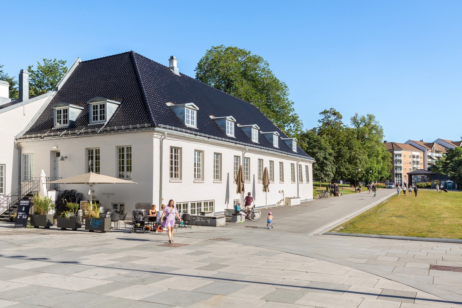 Idylliske Nedre Foss gård ligger også i nærområdet Galleribilde