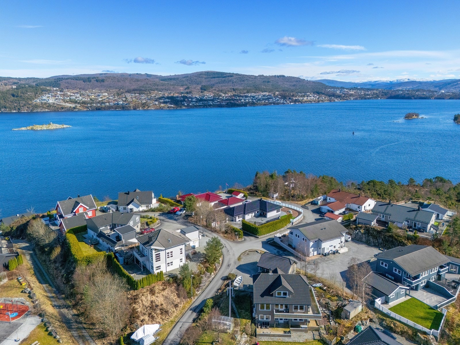 Populært og attraktivt boligområde for barnefamilier. Galleribilde