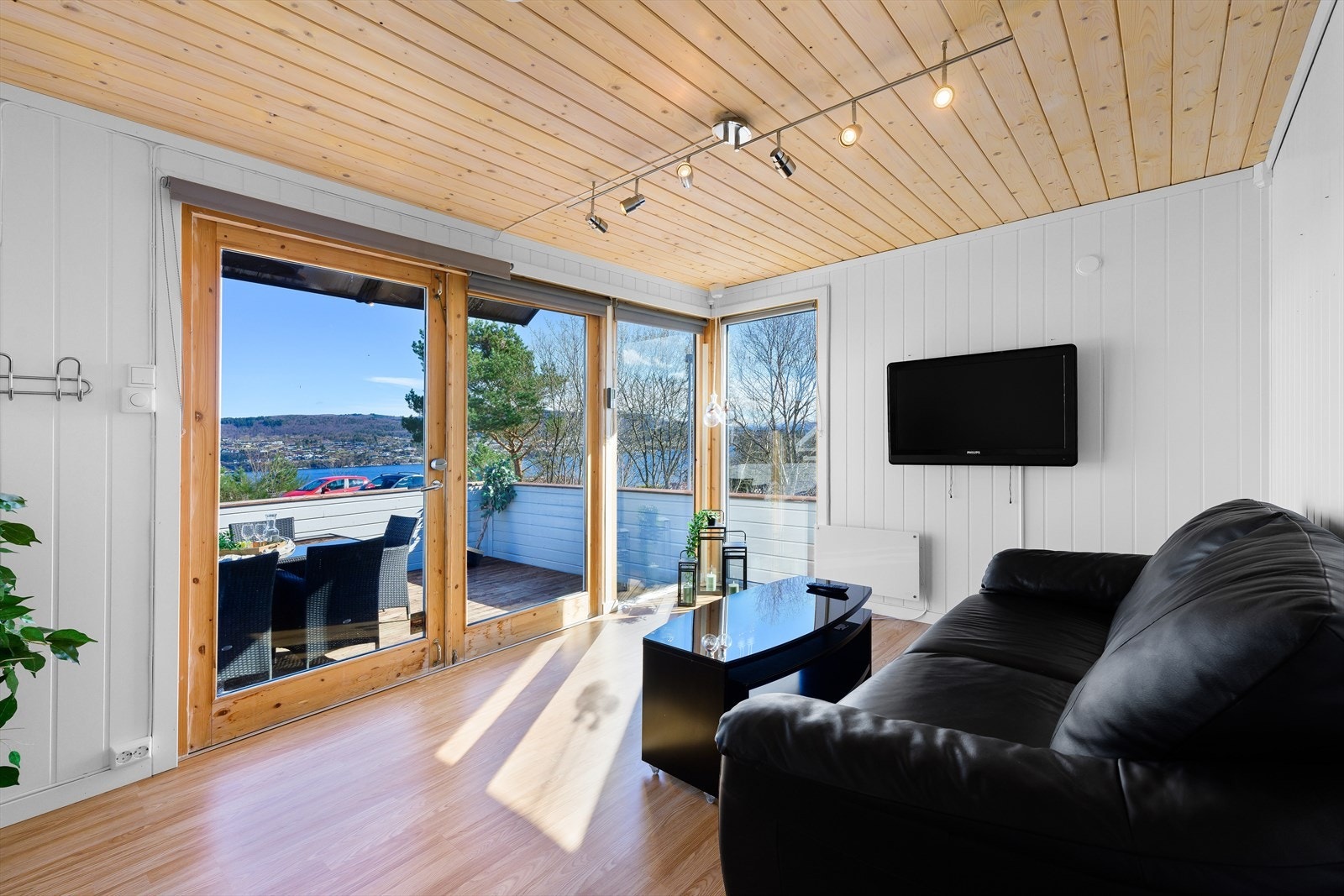 Ypperlig anneks til ungdommen. Galleribilde