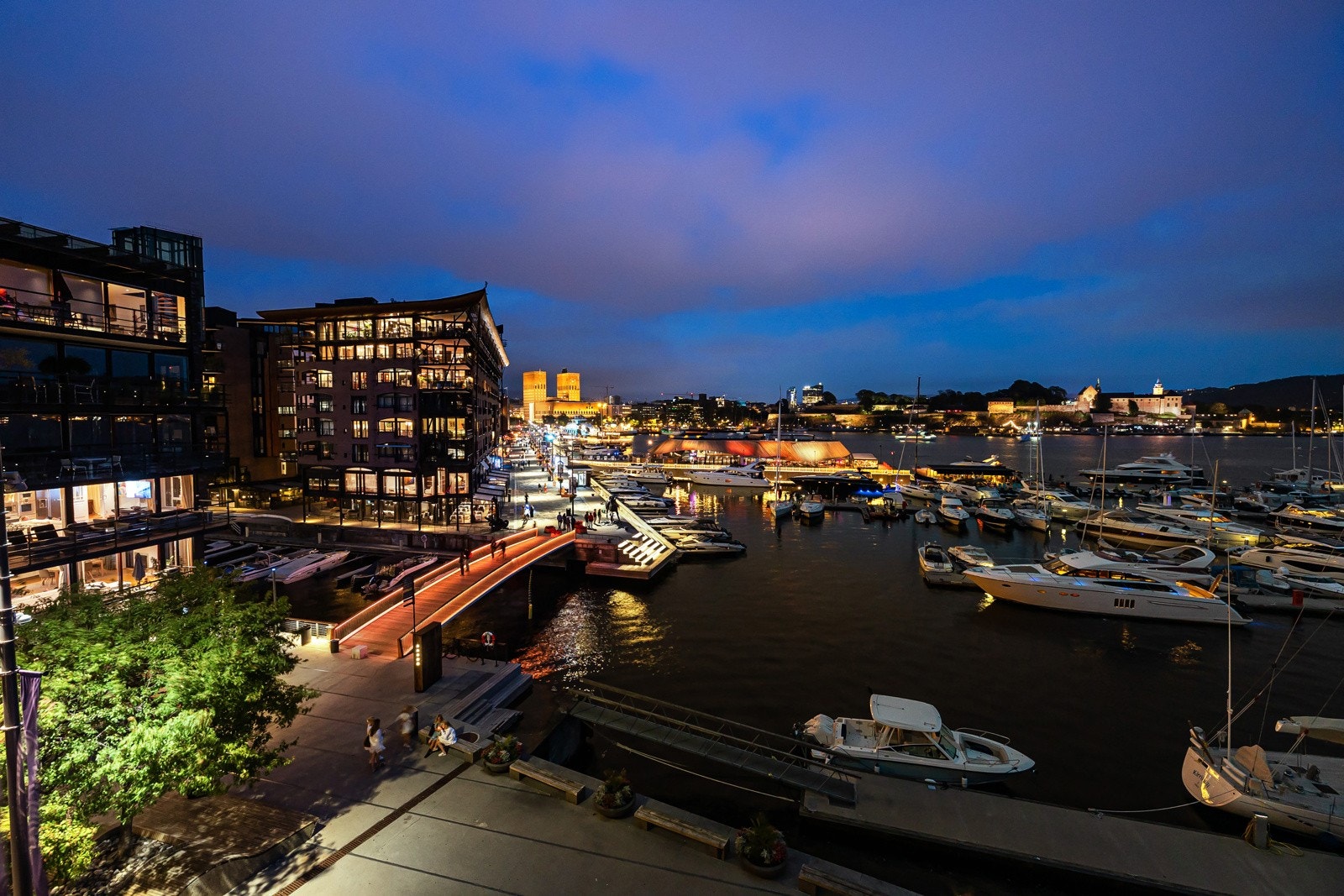 Hyggelig utsyn fra takterrassen Galleribilde