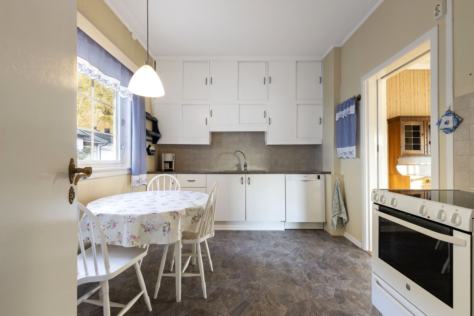 Kjøkken. Galleribilde