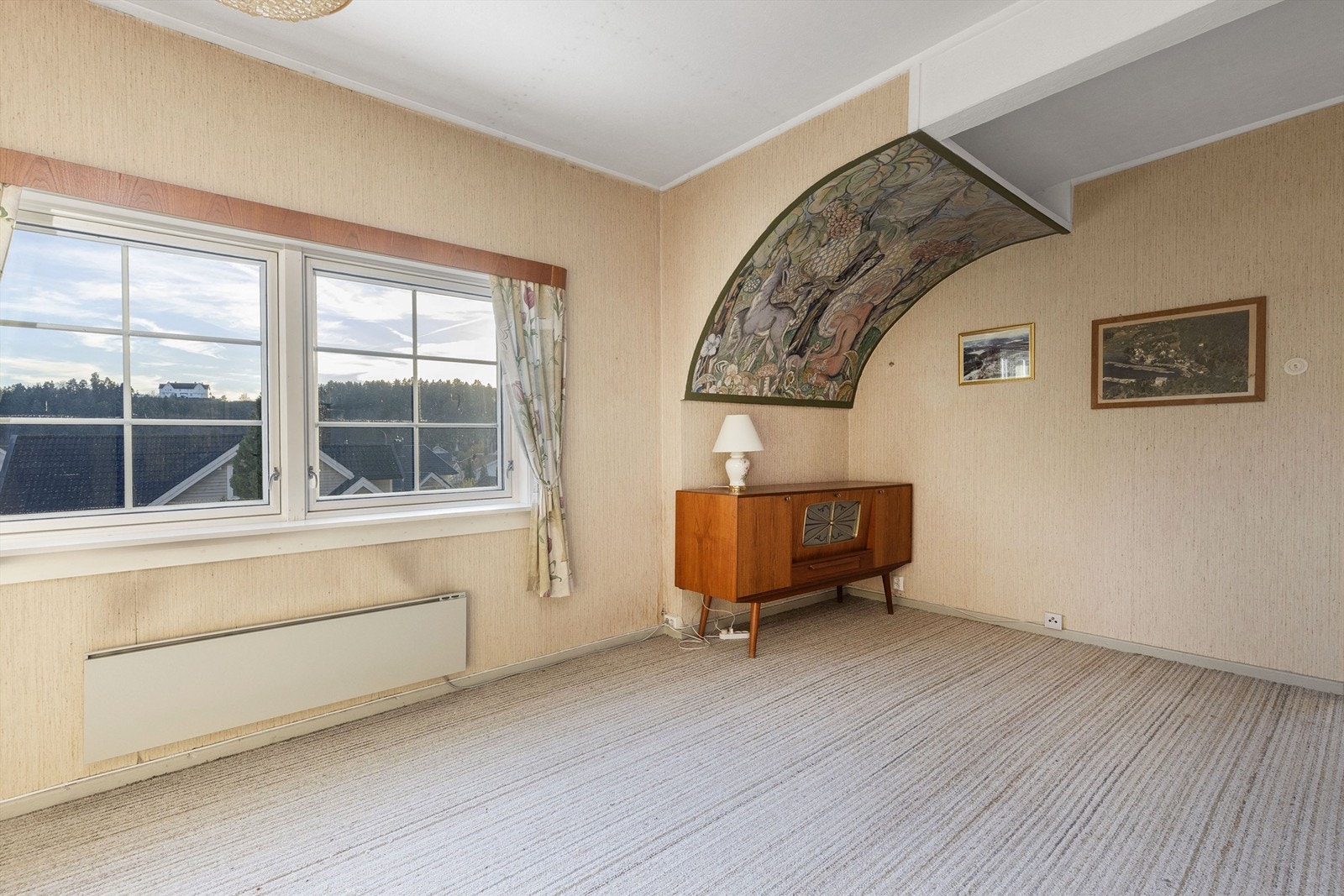 Stue 2. etg med ca. 2.61m takhøyde Galleribilde