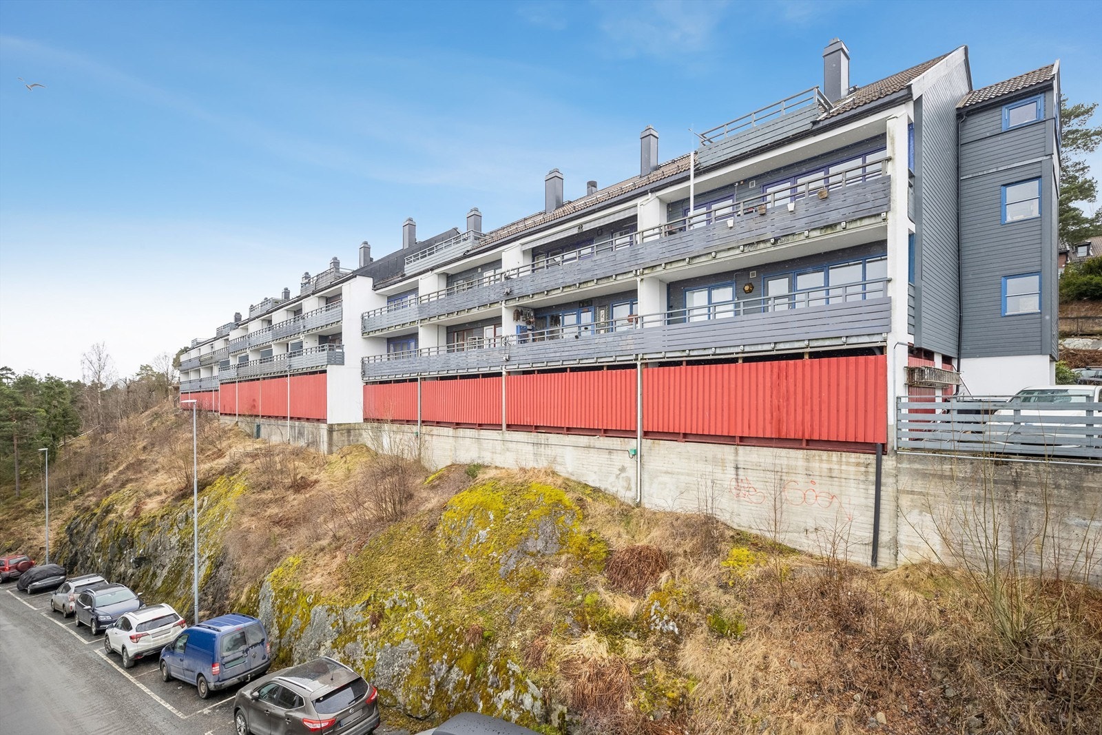 Oppussingsobjekt med svært attraktiv beliggenhet og kort vei til "alt" Galleribilde