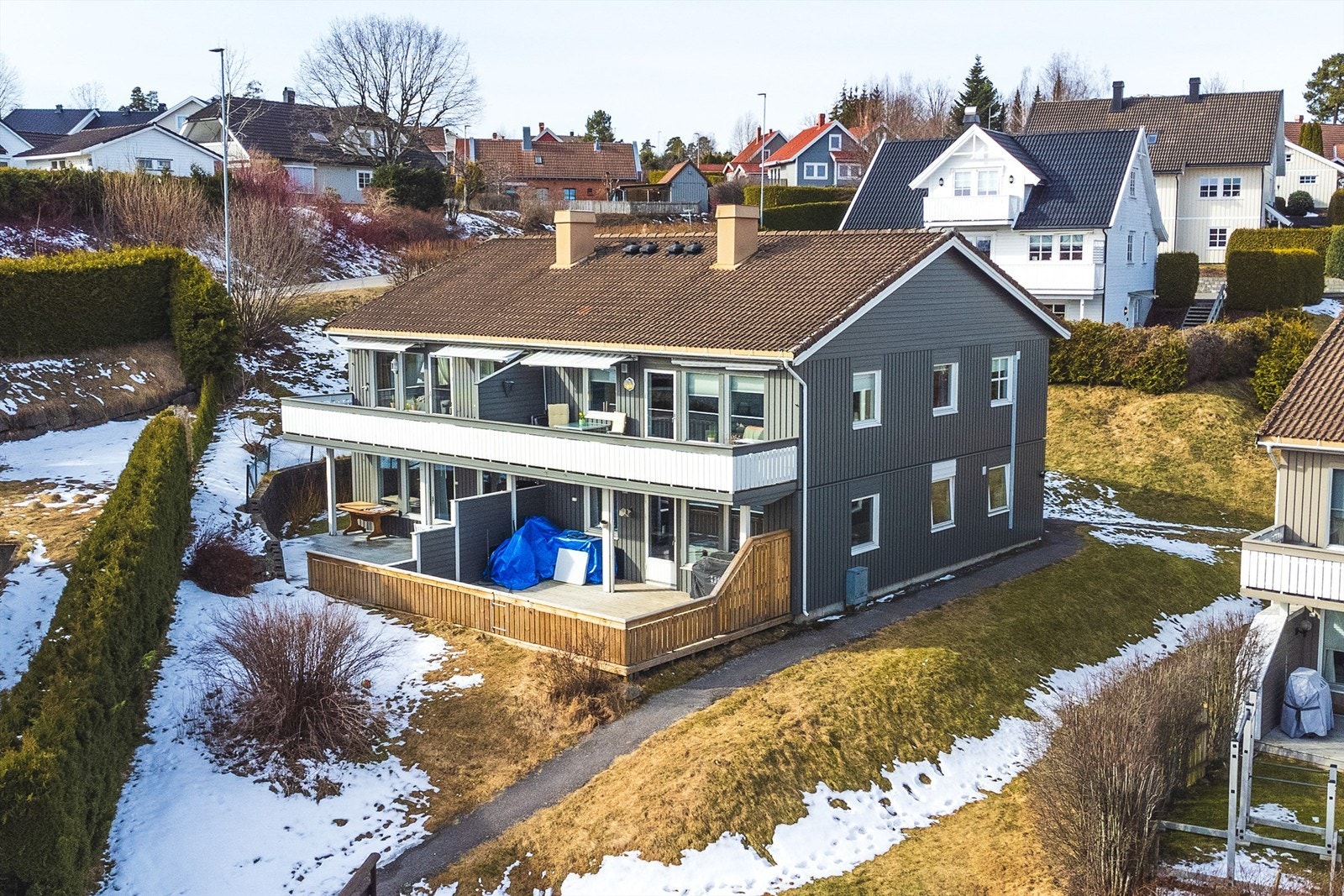 Her bor man lettvint og koselig Galleribilde