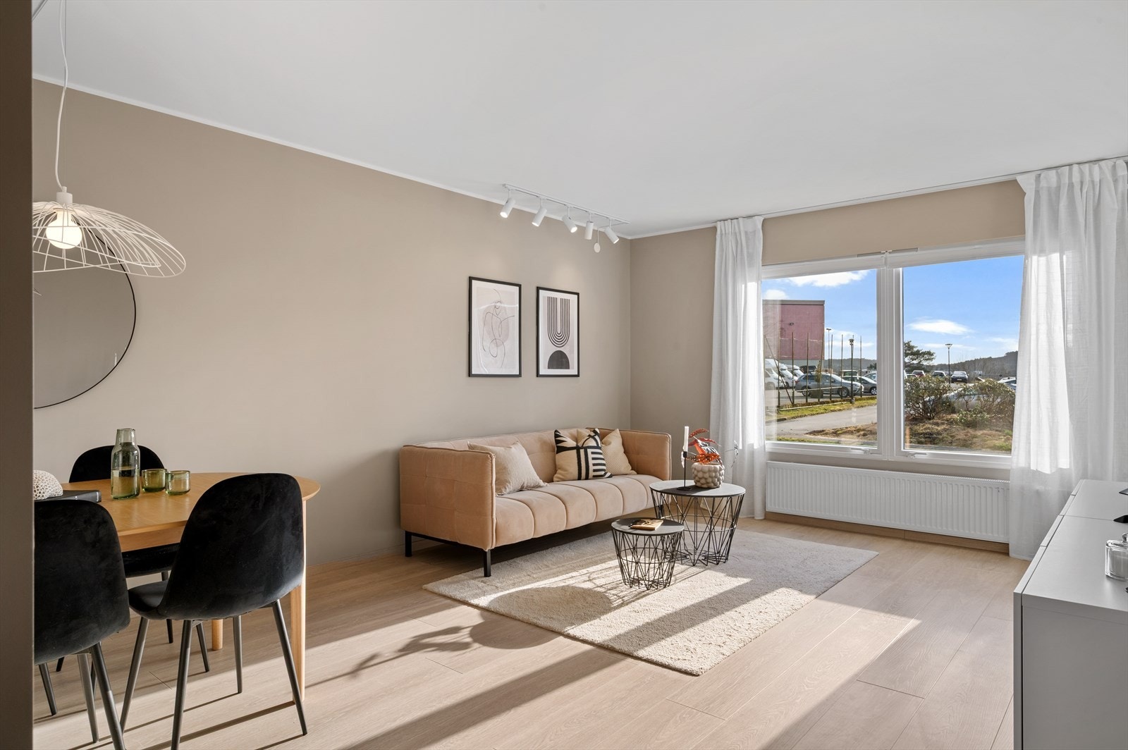 Eiendomsmegler Vest v/ Thomas Wahl har gleden av å presentere Torgny Segerstedts vei 63! Galleribilde