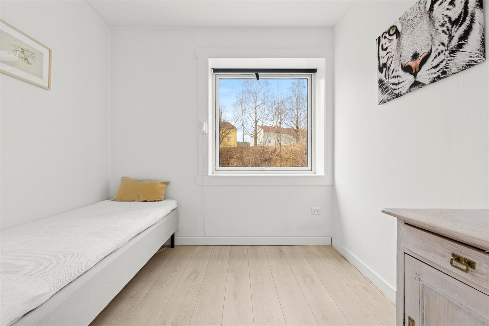 Soverom II kan fint brukes som barne-/gjesterom. Galleribilde