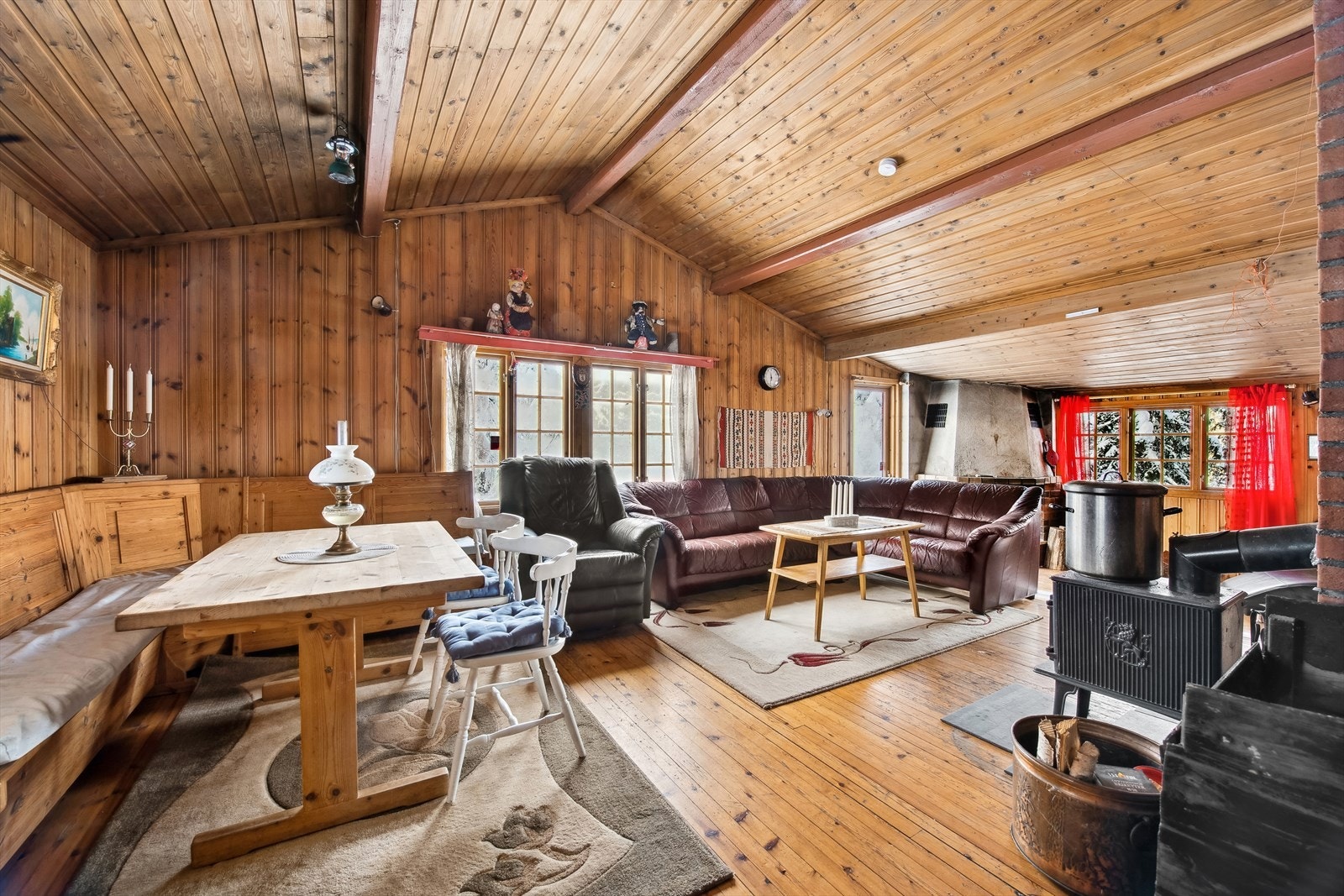 Stue/spisestue Galleribilde