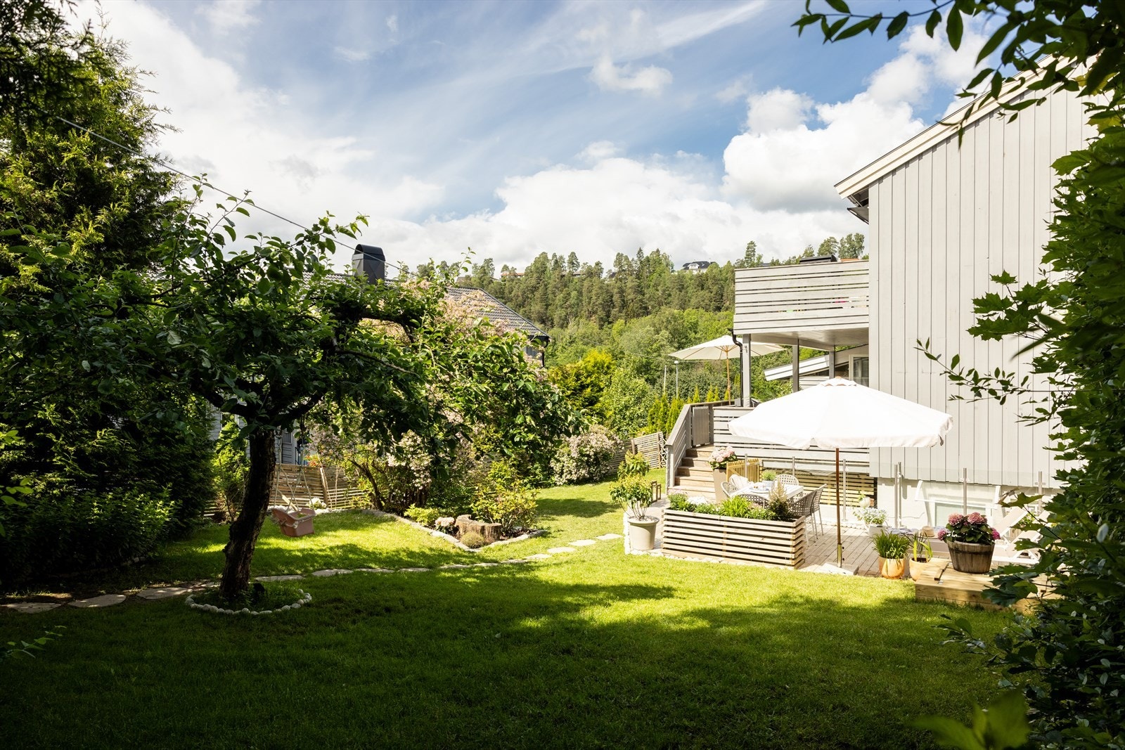 Velkommen til Halvorsens vei 20 - en idyllisk oase på Blommenholm! Galleribilde