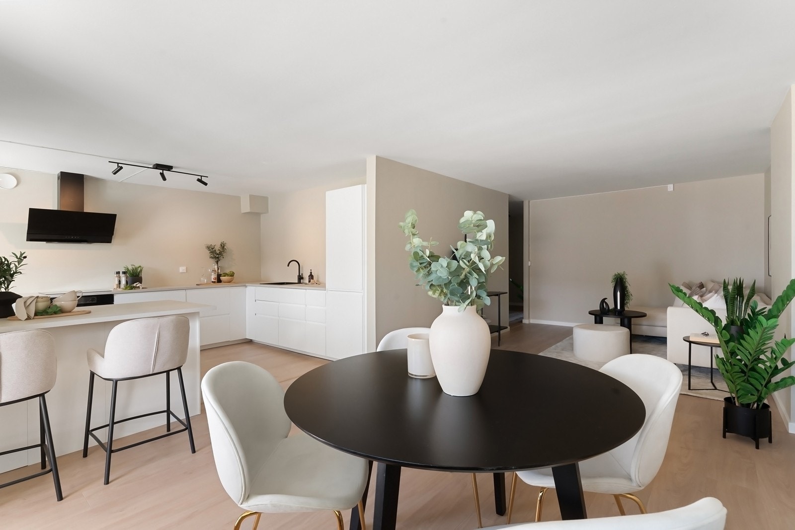 Kjøkken med mye plass Galleribilde