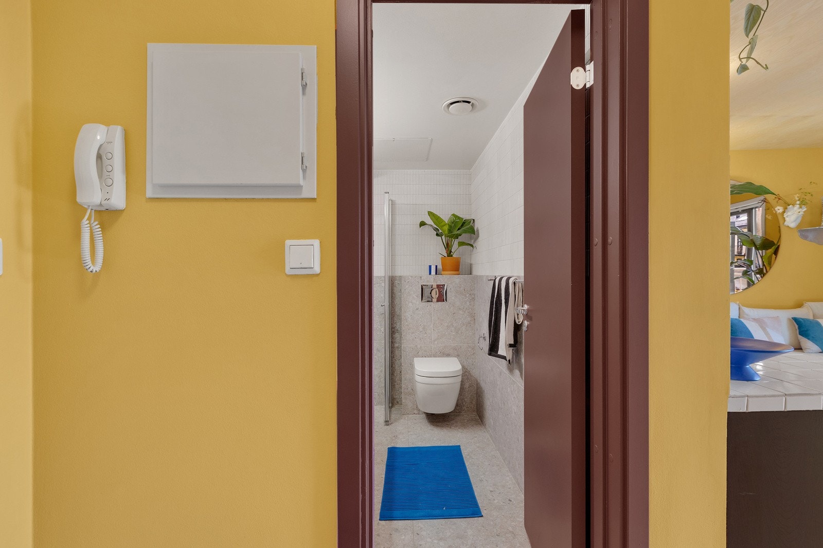 Når du entrer leiligheten får du umiddelbart et godt førsteinntrykk. Galleribilde