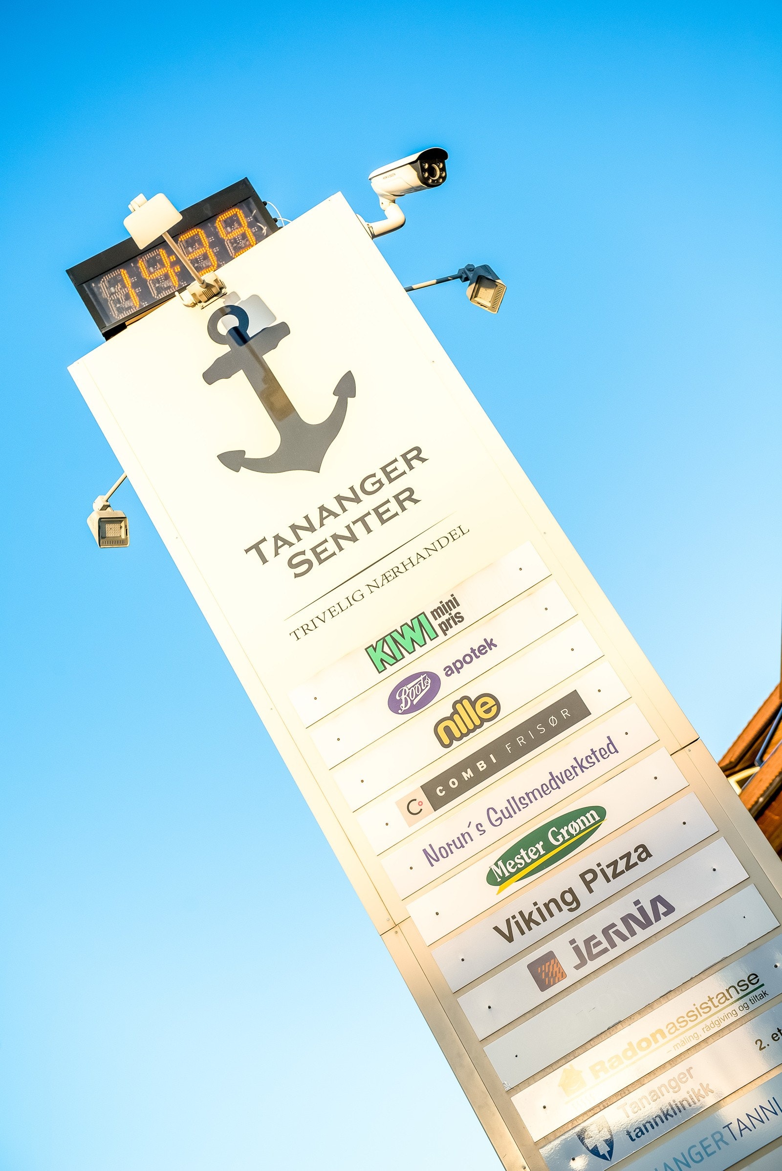 Tananger sentrum. Galleribilde