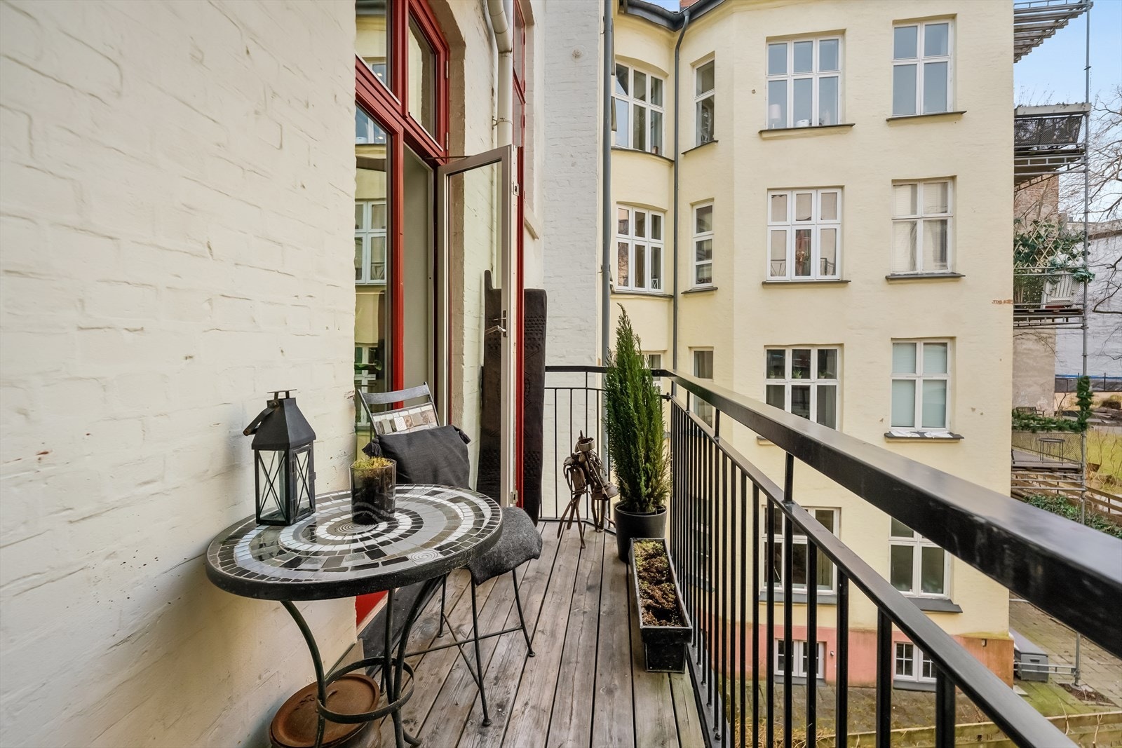 Balkongen er vestvendt og er på 4 kvm Galleribilde