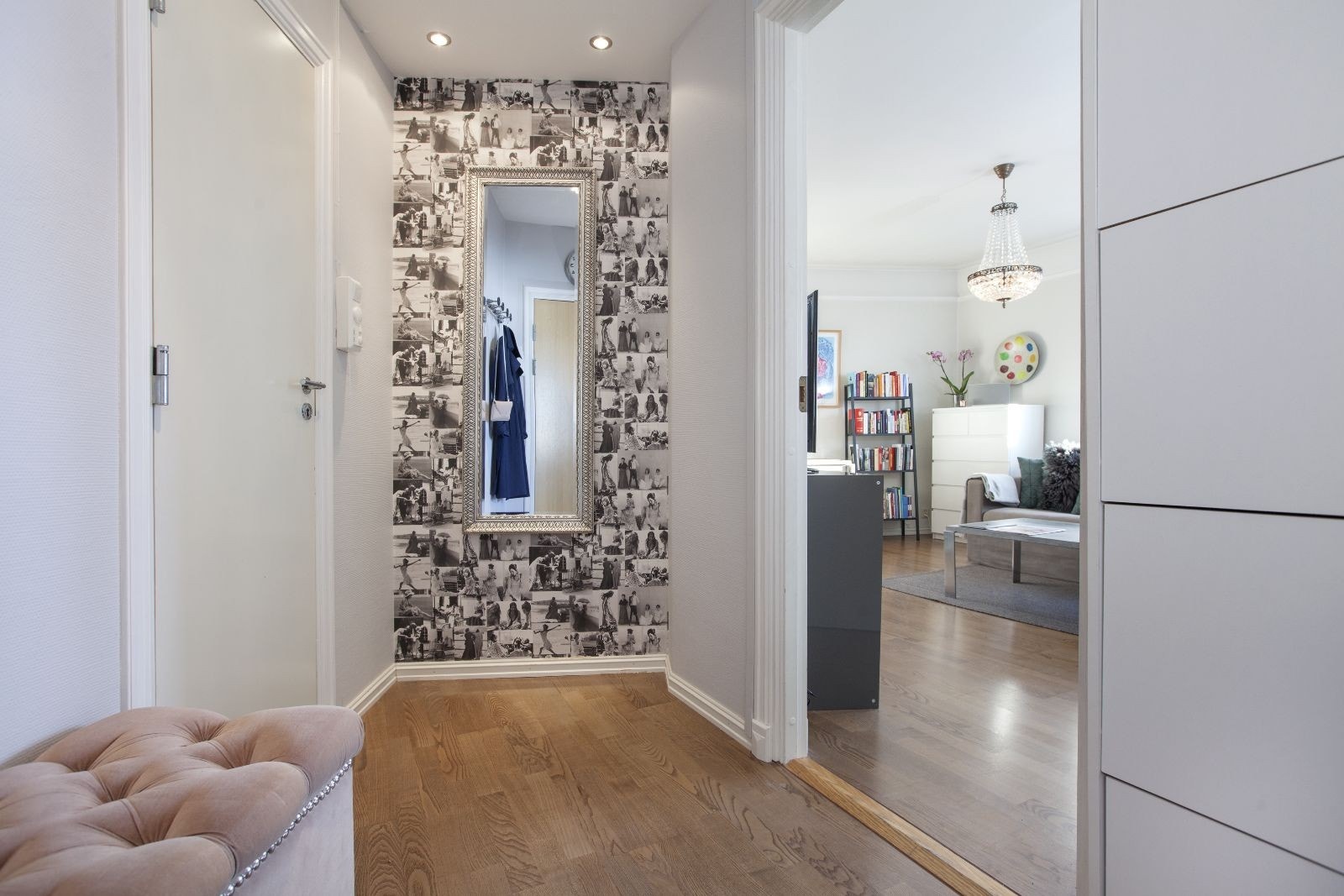 Entre mot stue, bad til venstre Galleribilde