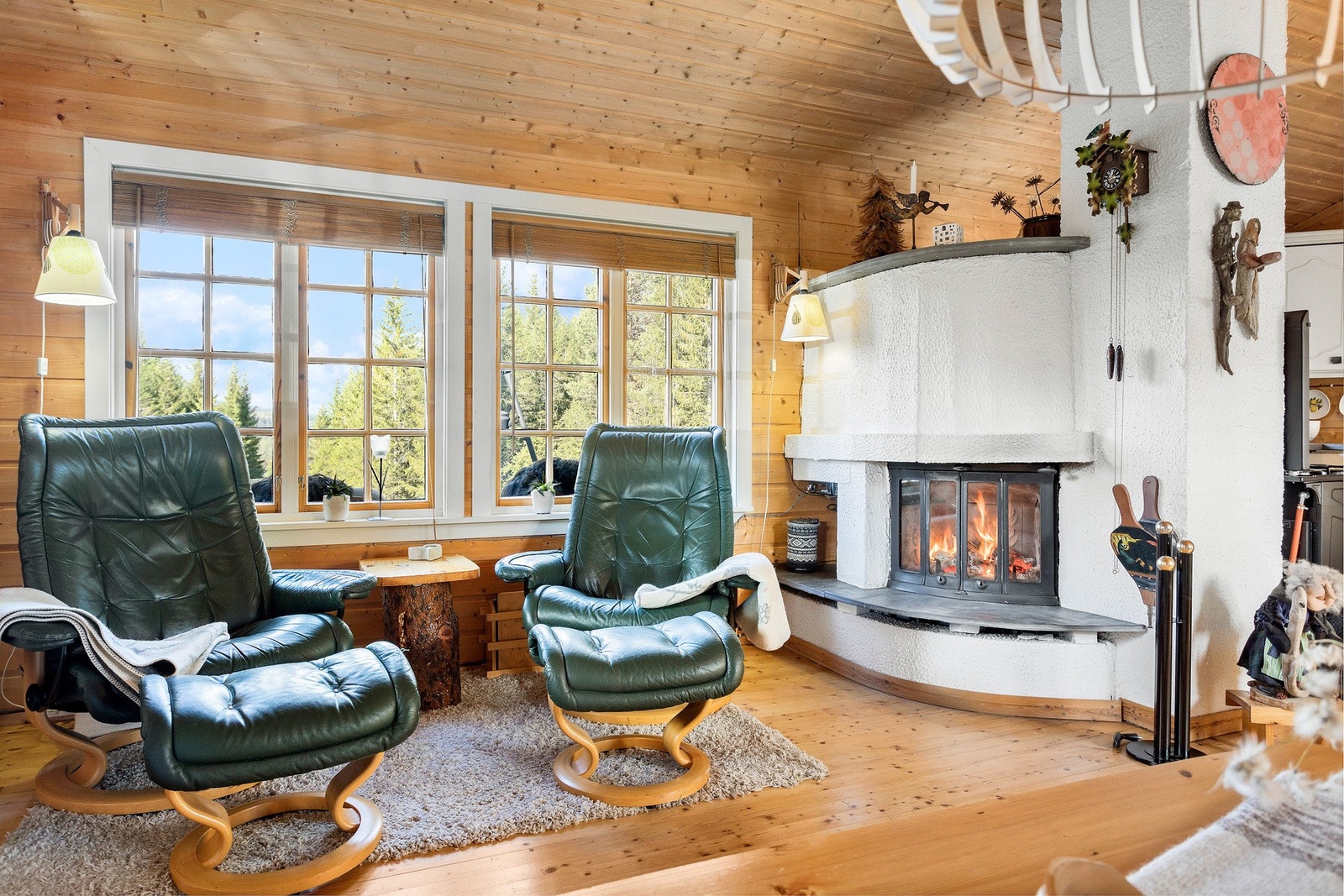 Peisen gir en lun og god varme på kalde høst- og vinterkvelder. Galleribilde