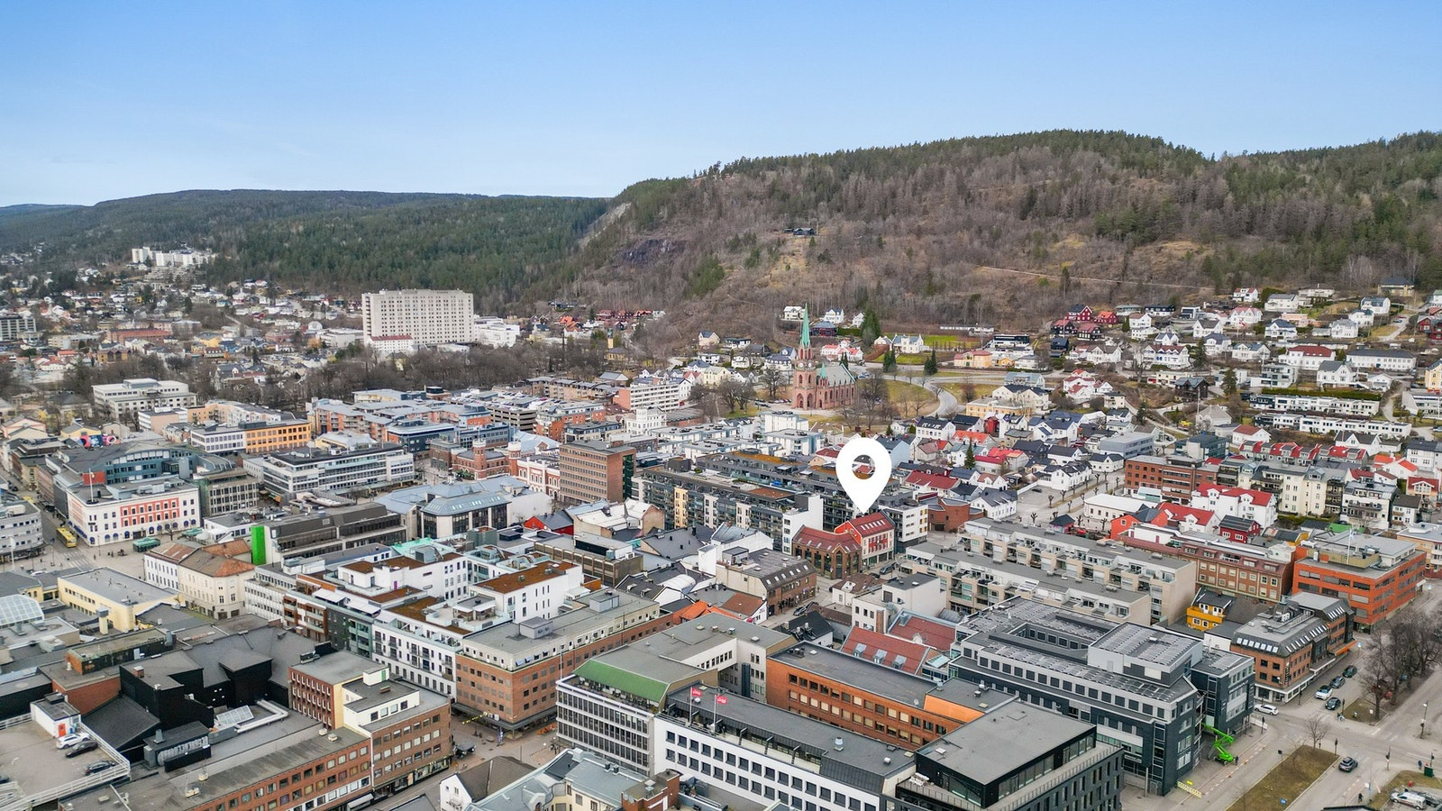 Bragernes torg byr på et bredt utvalg av spennende butikker, kaféer, restauranter og kulturelle opplevelser Galleribilde