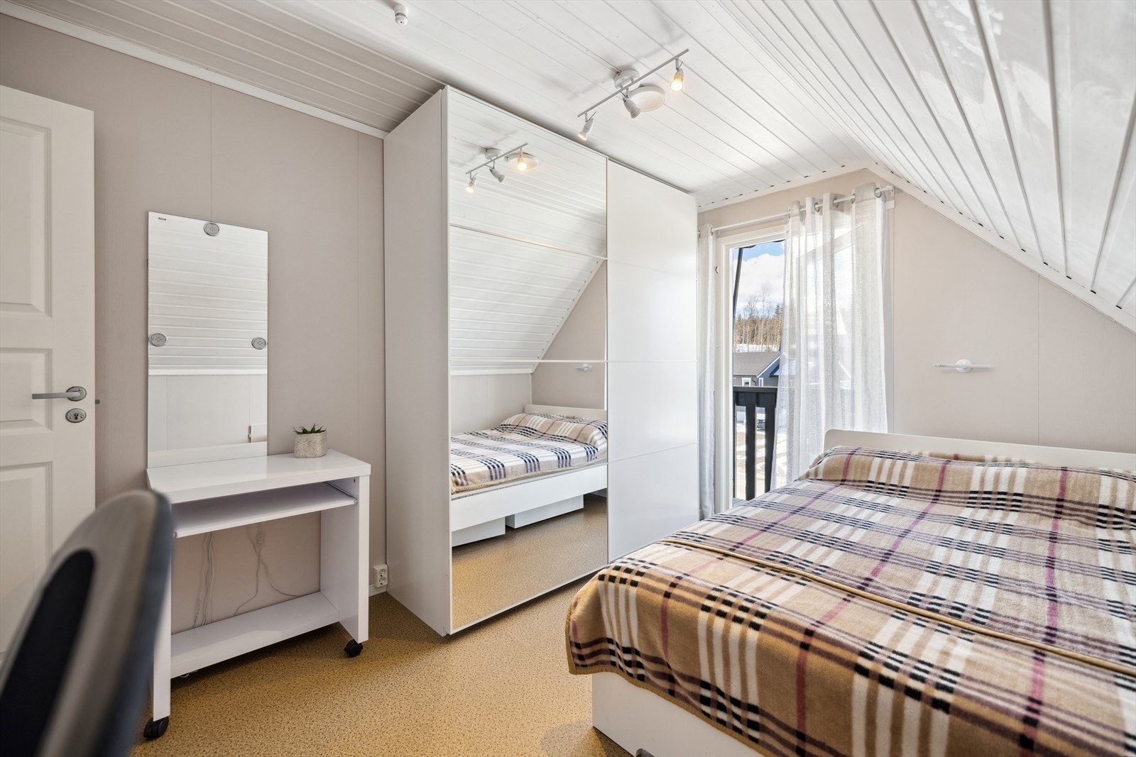 Soverom. Galleribilde