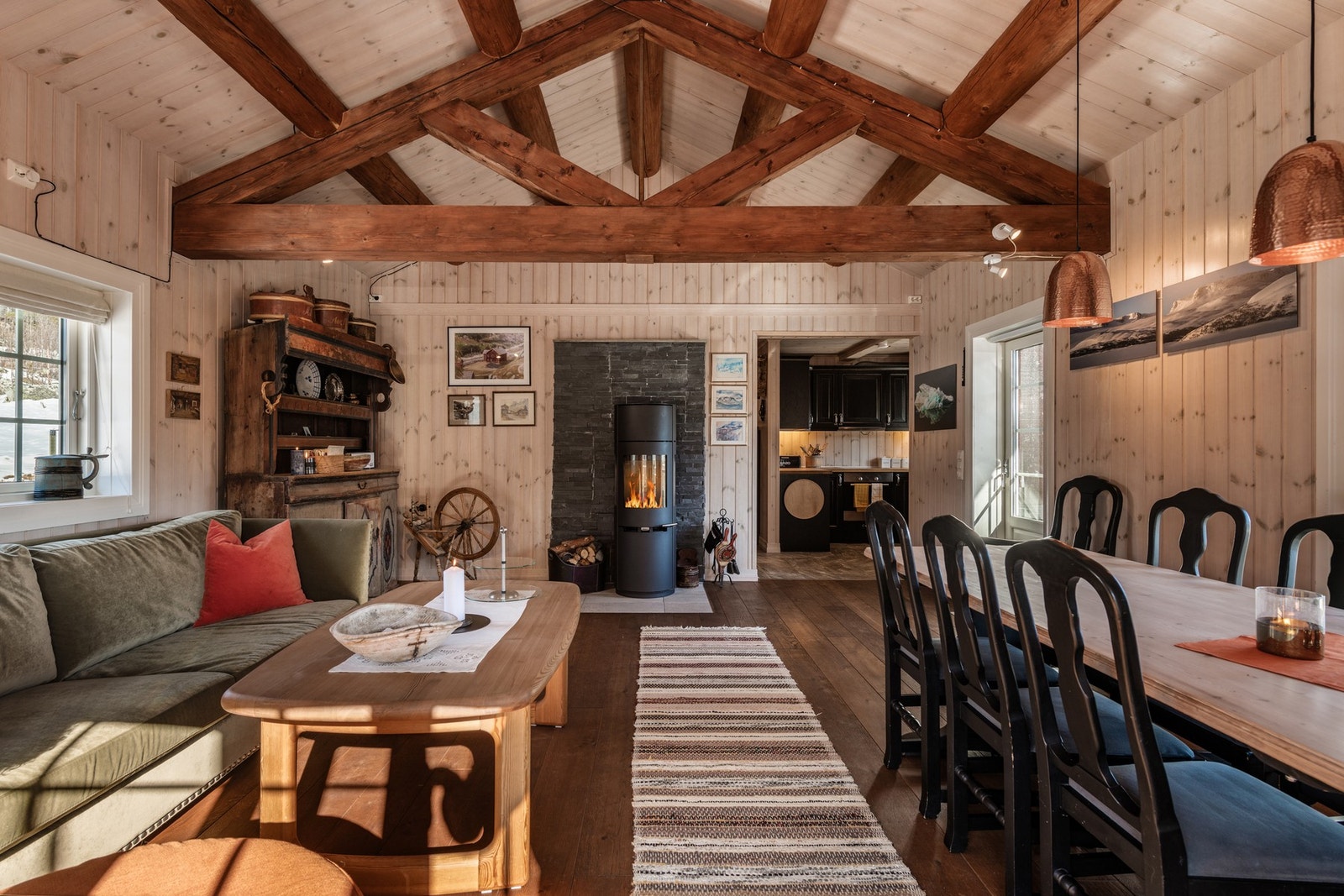 Her er det rom for sene kvelder i hyggelig selskap Galleribilde