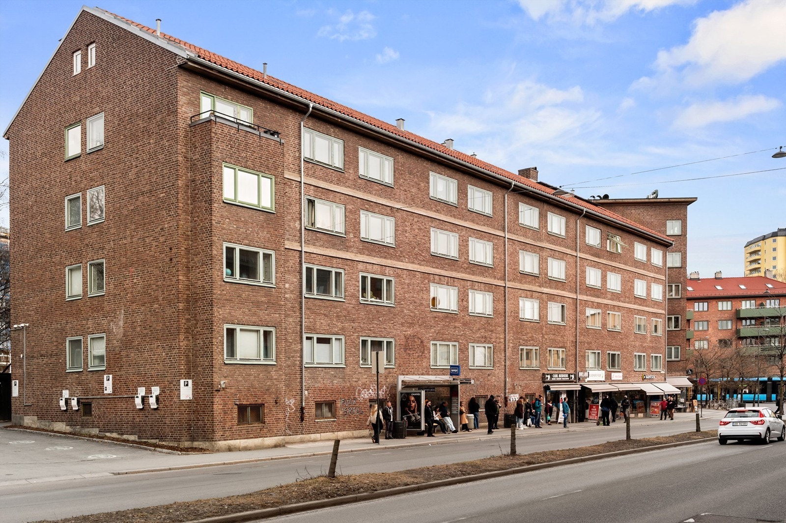 I hjertet av Carl Berner finner man de 3 sameiene Carl Berners plass 2, Christian Michelsens gate 1 og Christian Michelsens gate 3. Galleribilde