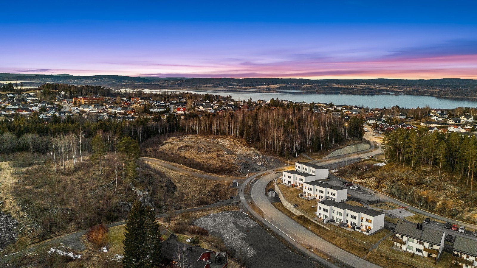 Området har gode bussforbindelser til Lillestrøm Galleribilde
