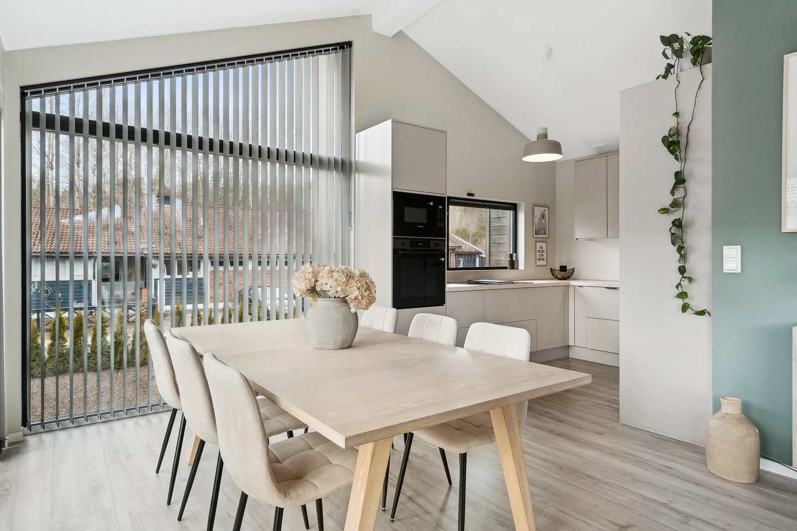 Lekker enebolig fra 2019, med moderne standard og god planløsning. Galleribilde