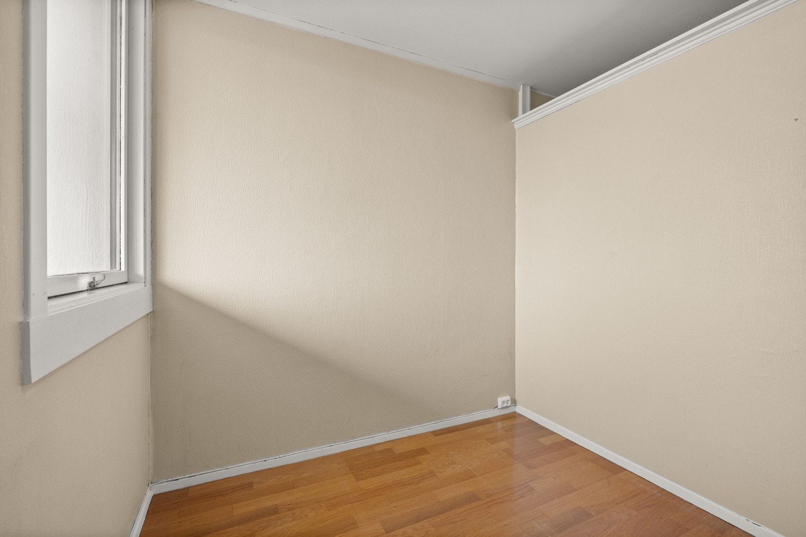 Soverom nr. 2 er fradelt med garderobe. Galleribilde