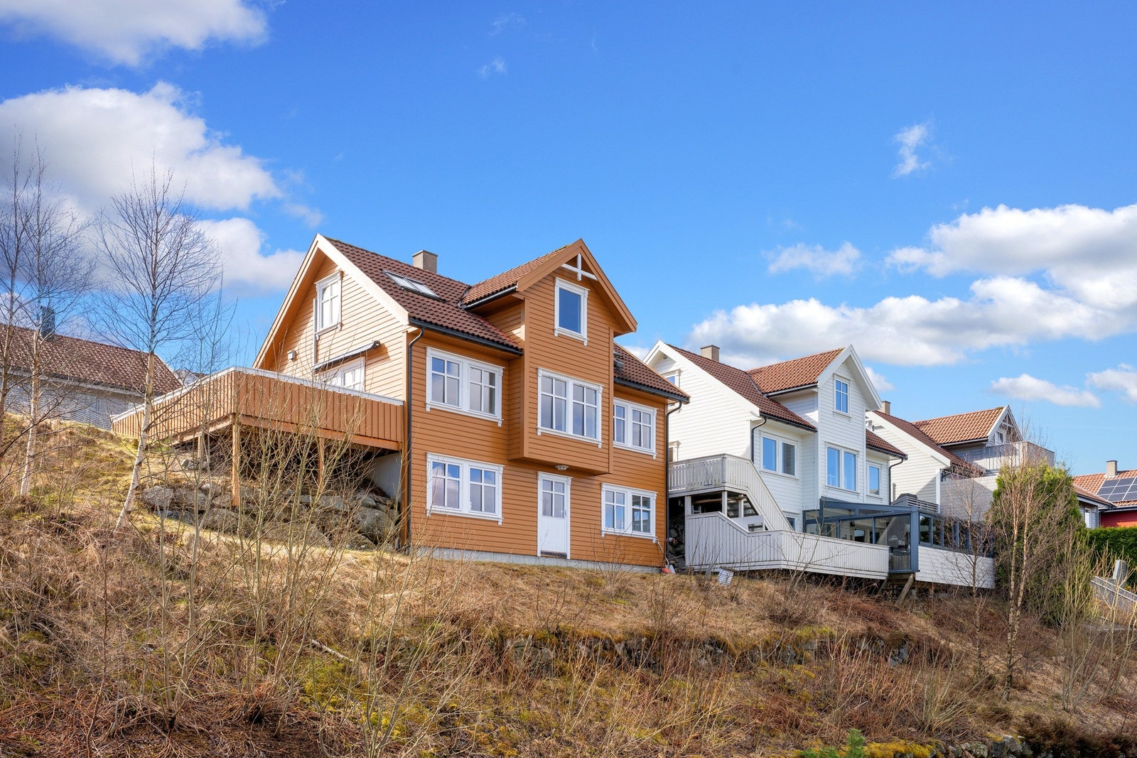 Det er med stor glede vi i Verdi partners v/Therese Kane kan presentere for salg Ulvaryggjen 3. Galleribilde