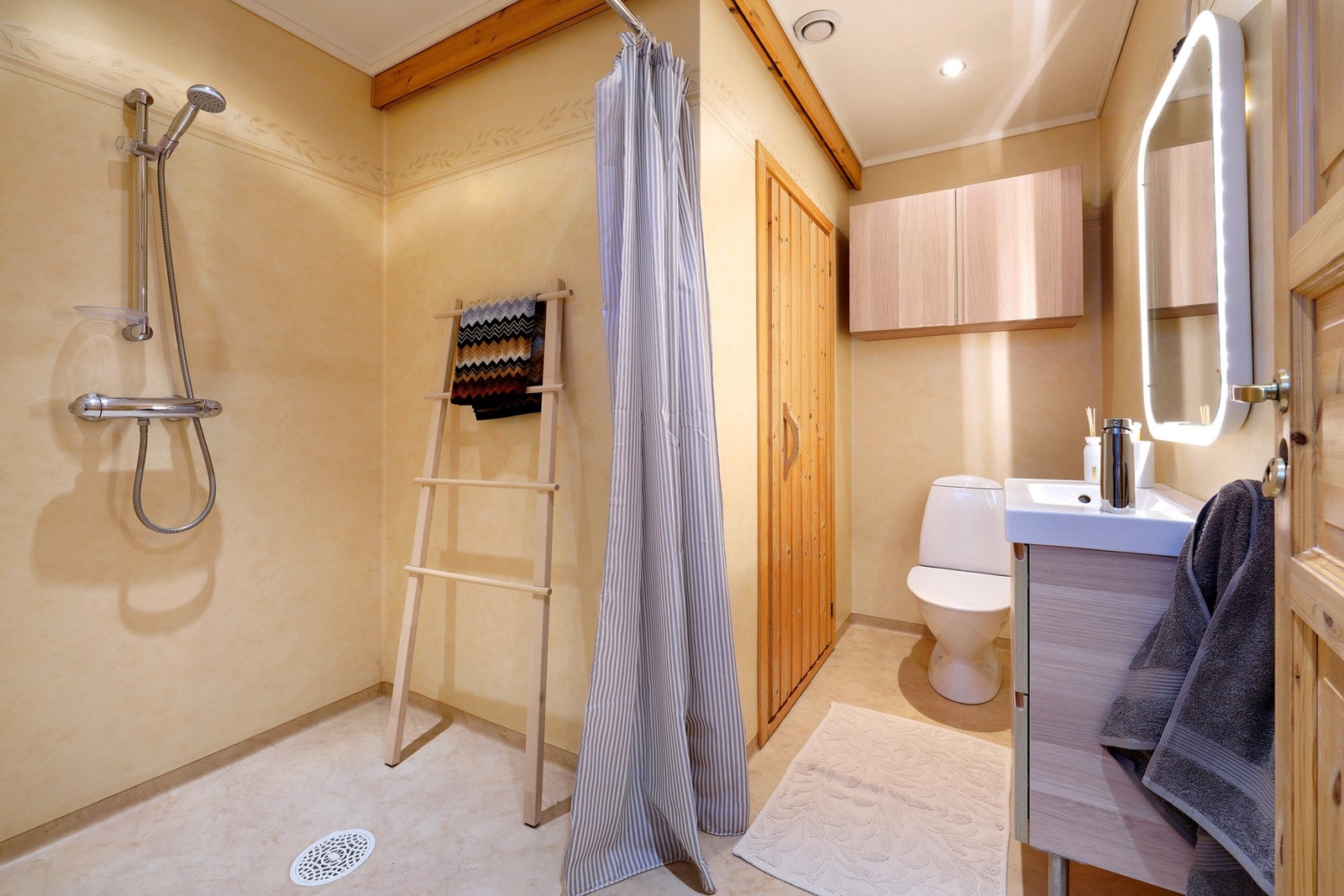 Bad i u.etg. Galleribilde