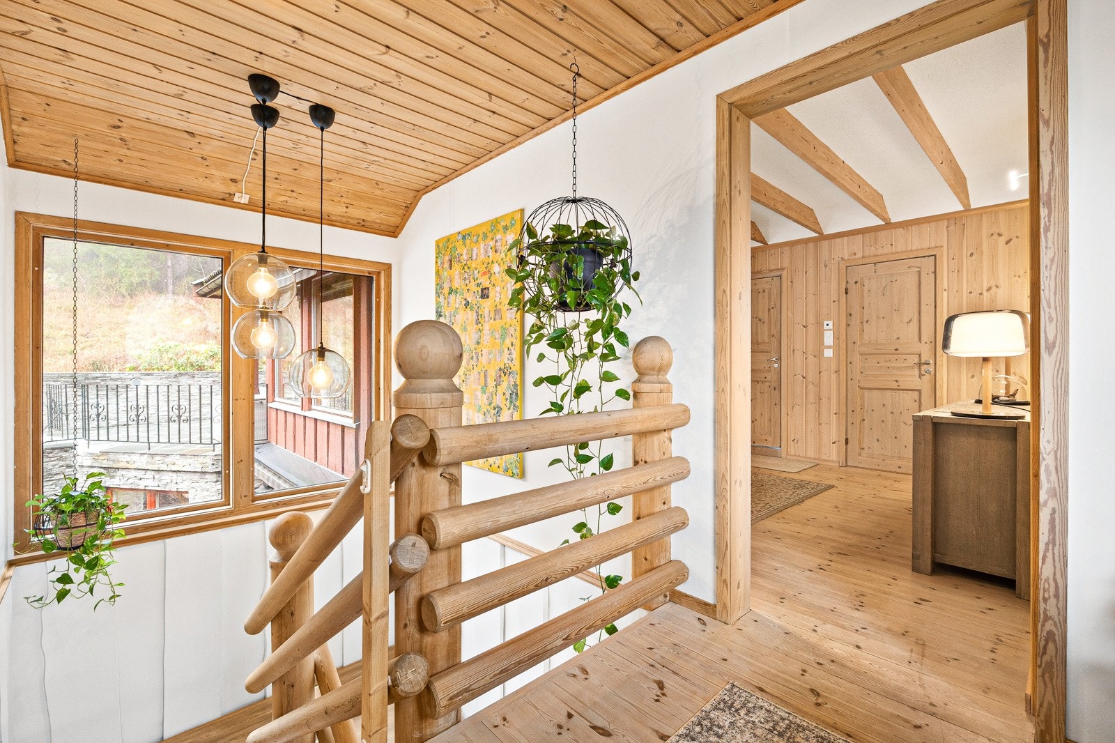 Mellomgang. Galleribilde