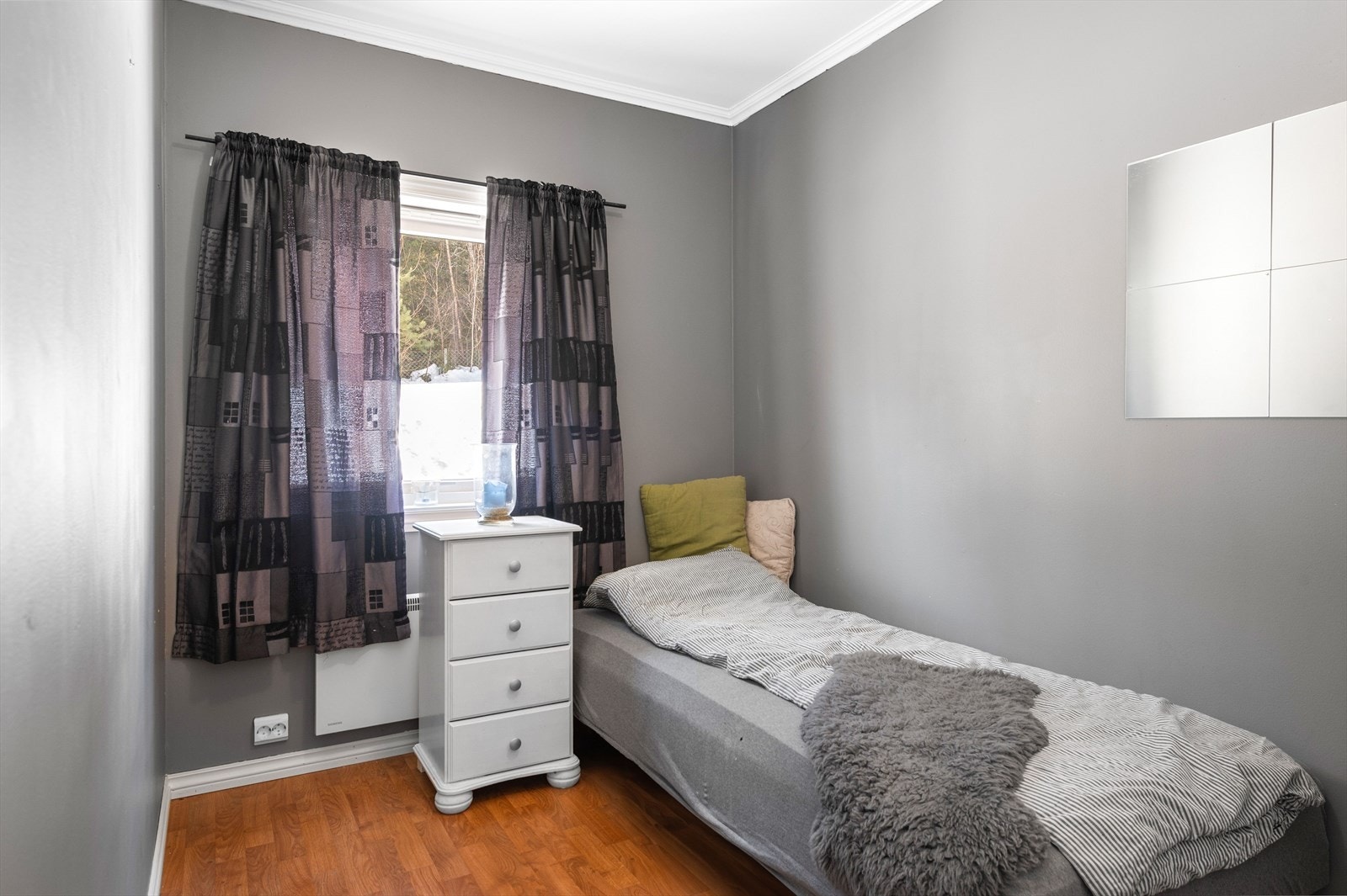 Soverom 2 egner seg likegodt som barnerom, gjesterom eller kontor. Galleribilde