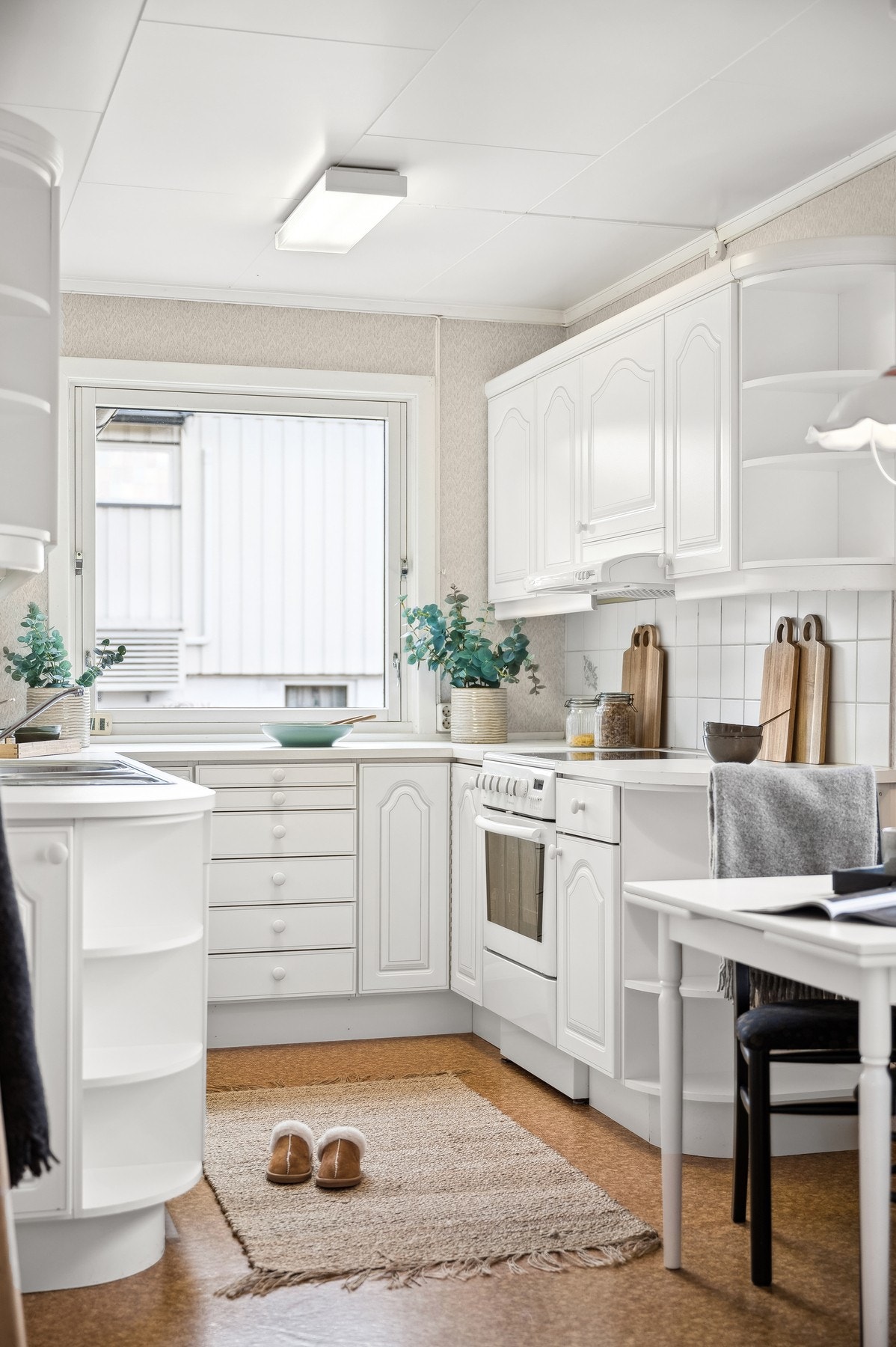 IKKE SLETT - BRUKES I SALGSOPPGAVE Galleribilde