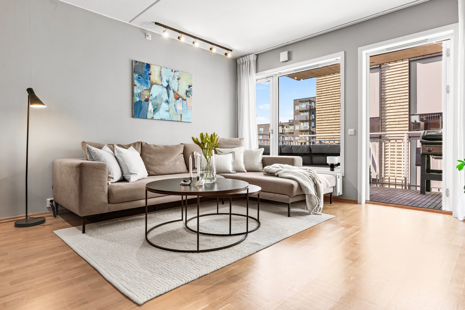 Leiligheten har en sentral beliggenhet på Ensjø, med kort vei til alt man trenger i hverdagen. Galleribilde