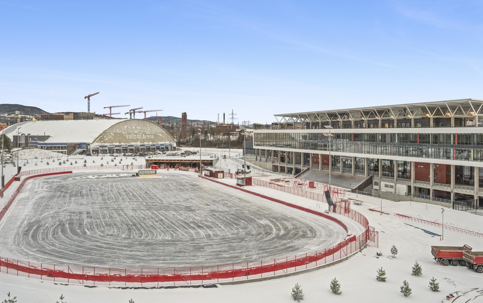 Den nye skøytebanen på Valle har blitt områdets nye stolthet! Galleribilde