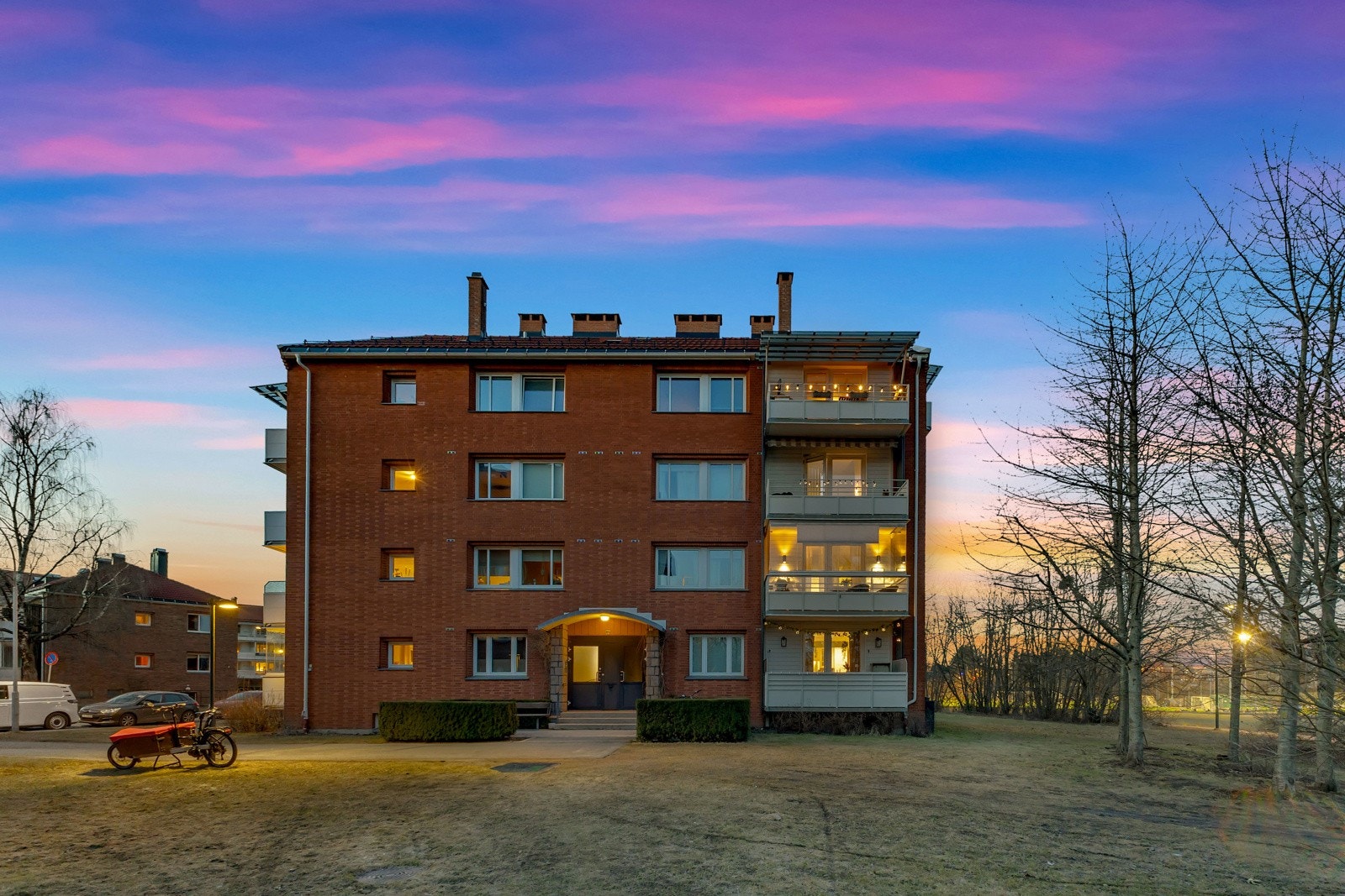 Hovin borettslag er meget veldrevet med god vedlikeholdshistorikk. Galleribilde