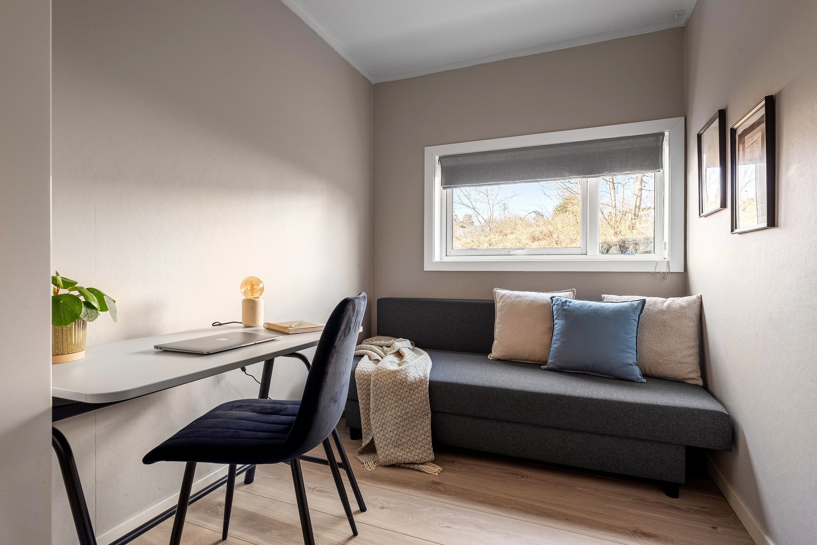 - Soverom 2 | Dette rommet blir i dag brukt til gjesterom/kontor - Galleribilde