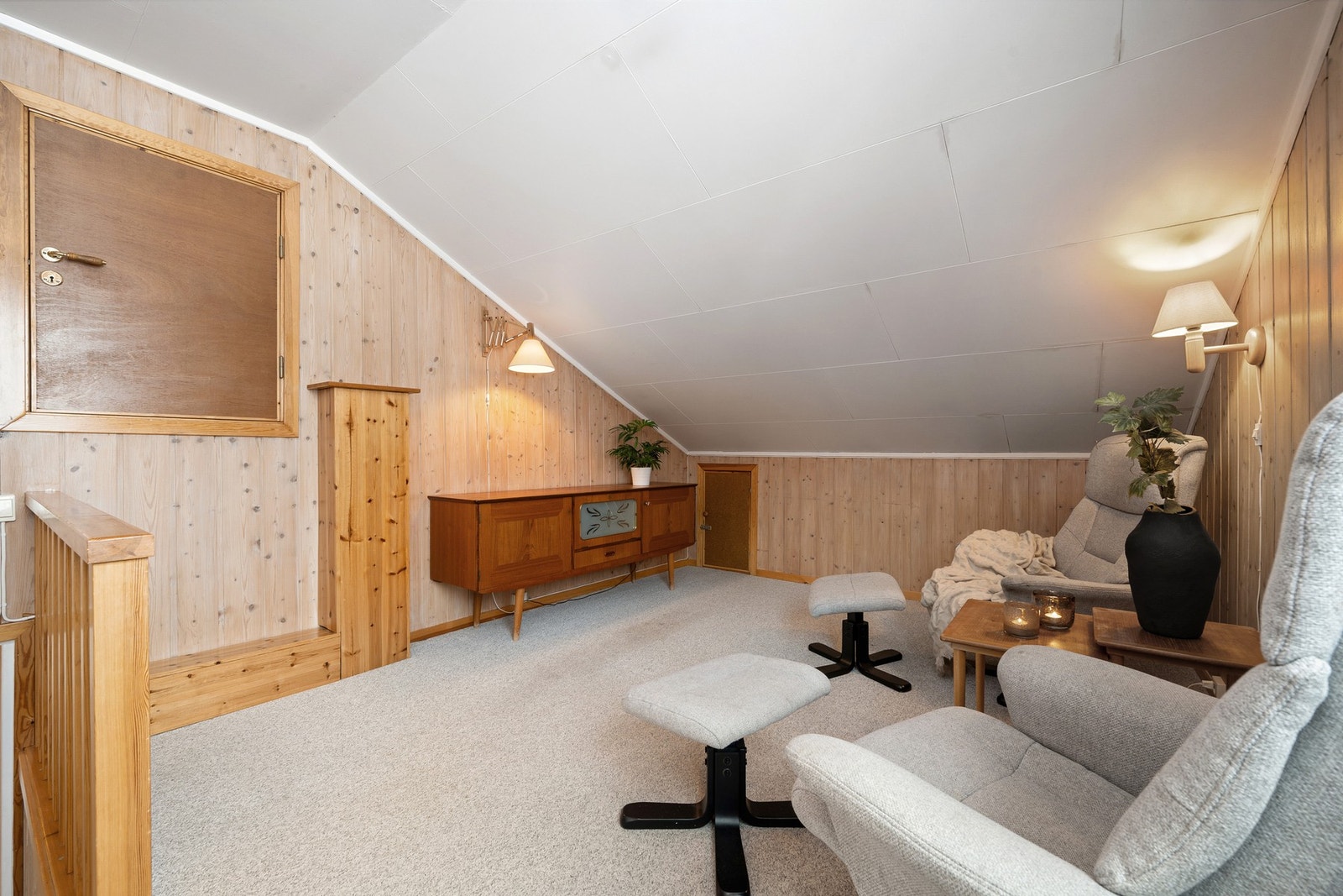 Loftsstue Galleribilde