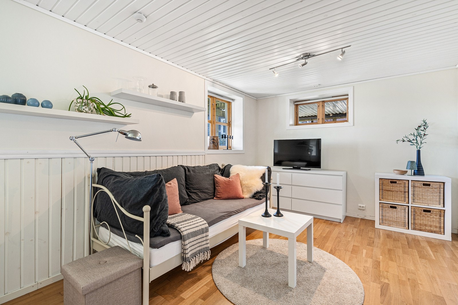 Kjellerstue (ikke godkjent). Galleribilde