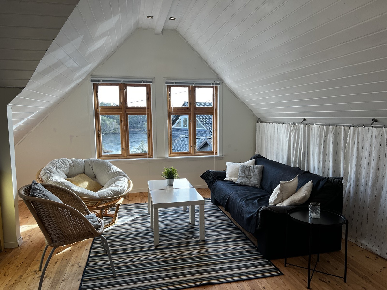 Loft over garasjen (ikke godkjent for varig opphold). Galleribilde