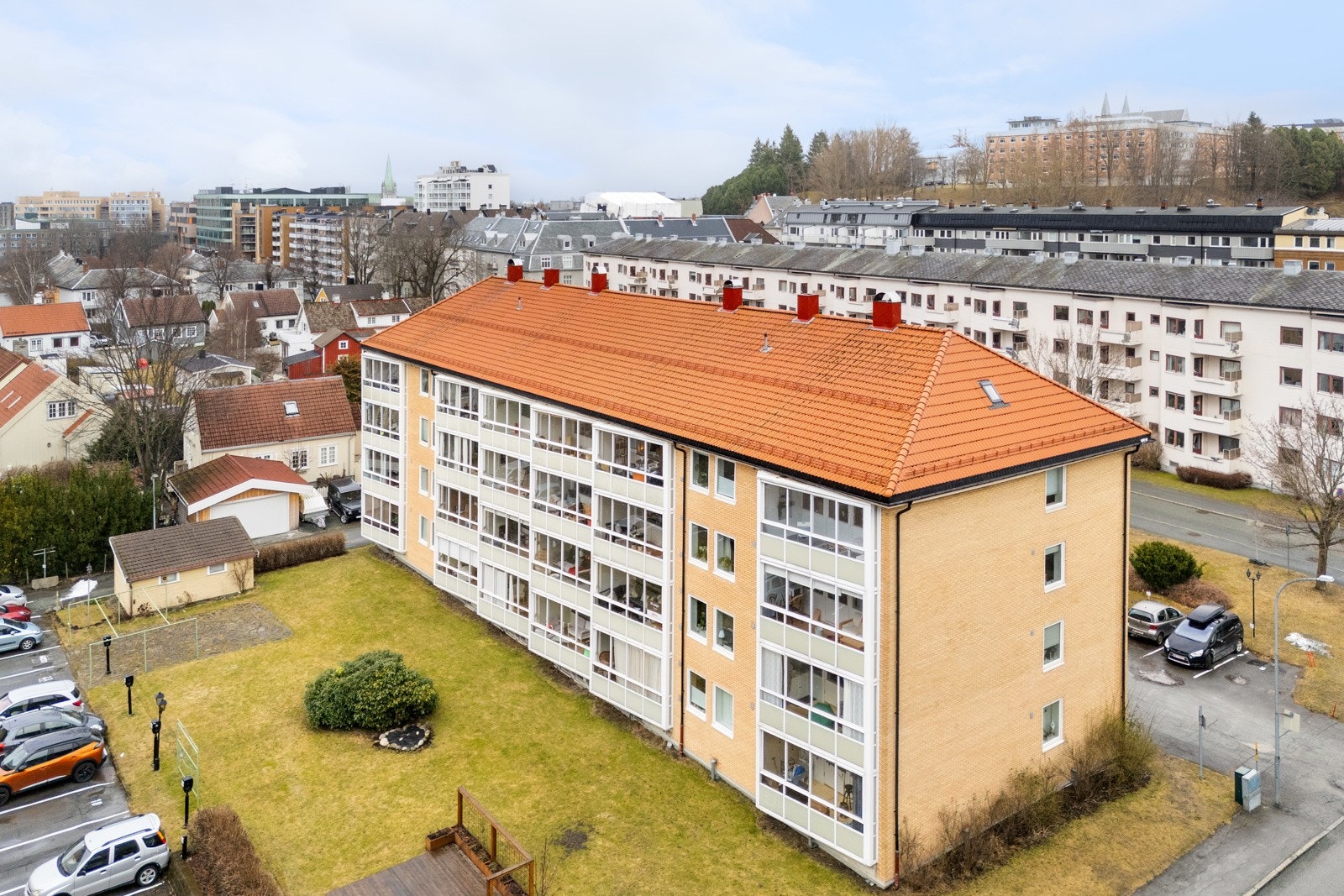 Leiligheten ligger i et veldrevet borettslag. Galleribilde