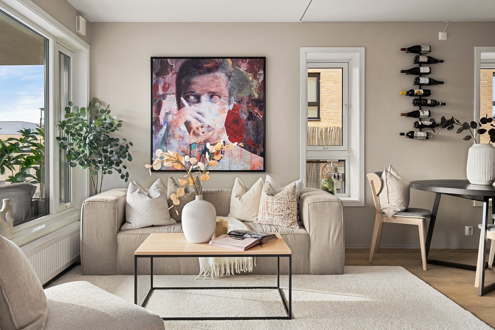 Vannbåren varme sørger for en jevn og god varme i hele leiligheten Galleribilde