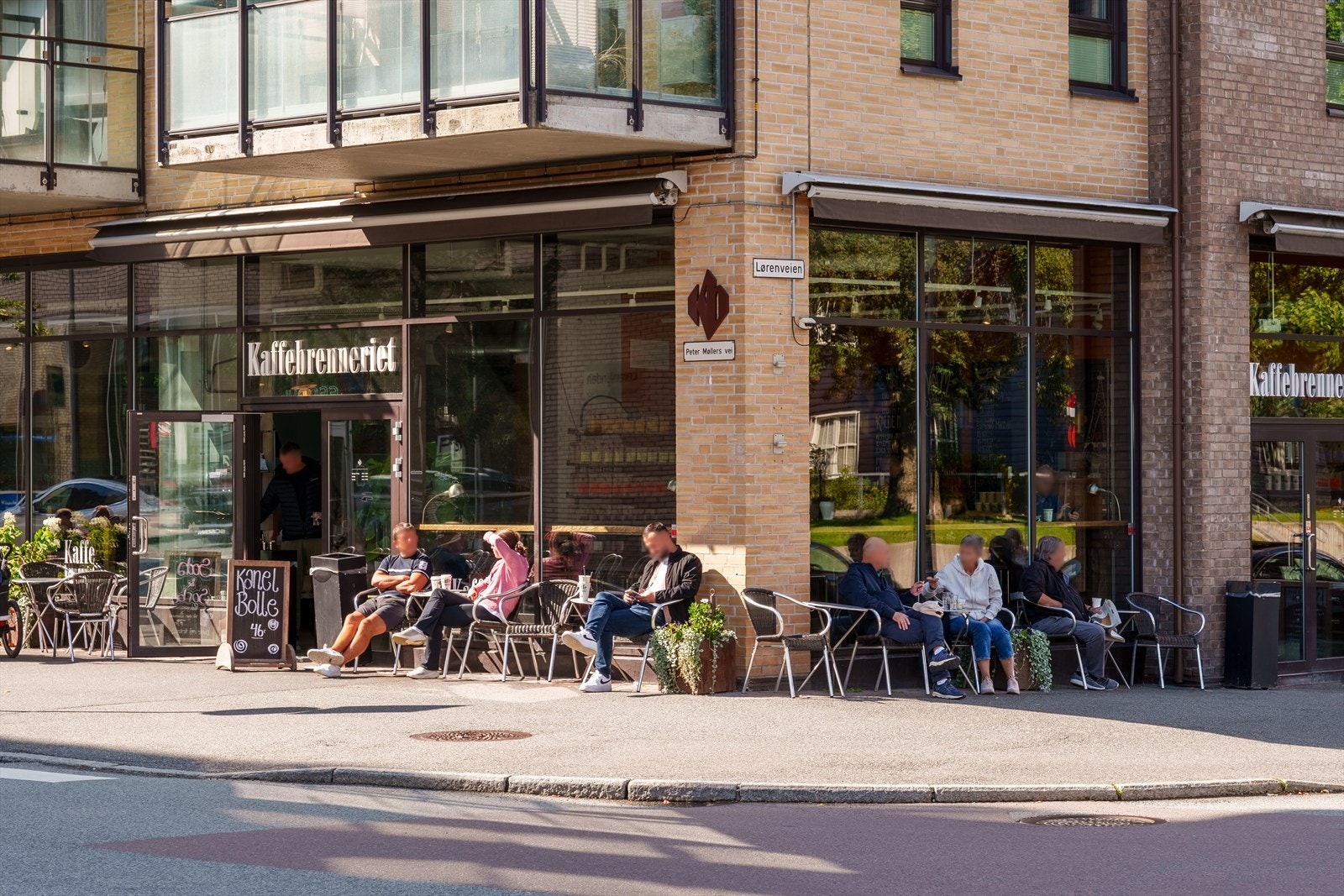 I en av sameiets næringsseksjoner holder Kaffebrenneriet til Galleribilde