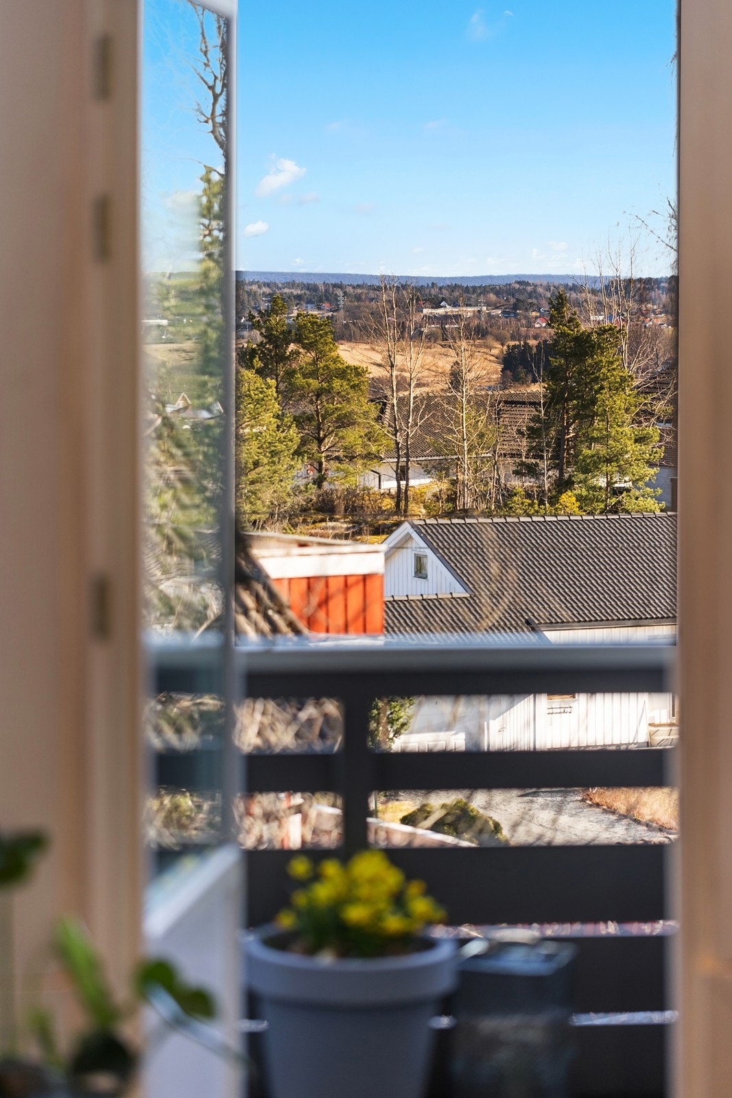 Ustikt fra stue Galleribilde