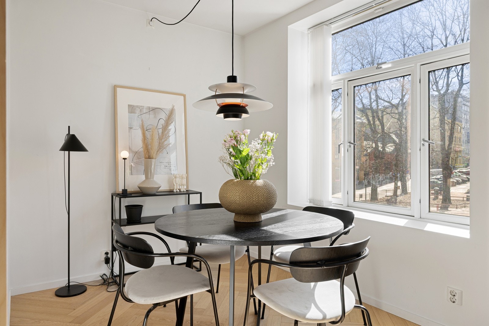 Rommet er i dag innredet som spisestue. Galleribilde